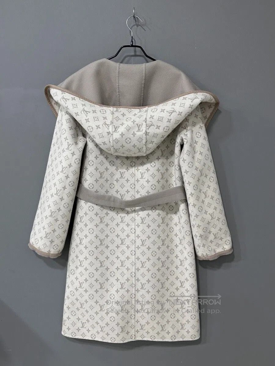 Louis Vuitton Louis Vuitton Monogram Bathrobe Coat. Size S / US 4 / IT 40 - 6 Thumbnail