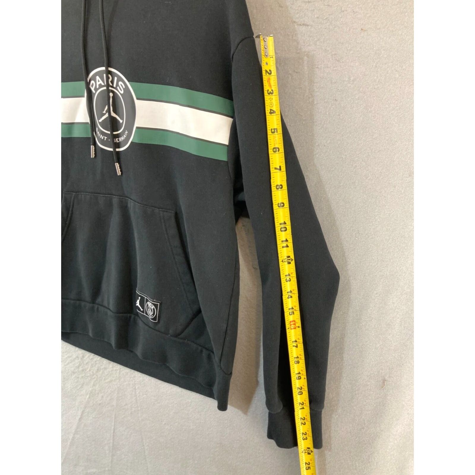 Jordan Brand Air Jordan Hoodie Mens Medium Black Paris Saint-Germain Basketball Pullover with Hood Pockets (Regular) Mens Size US M / EU 48-50 / 2 - 4 Thumbnail