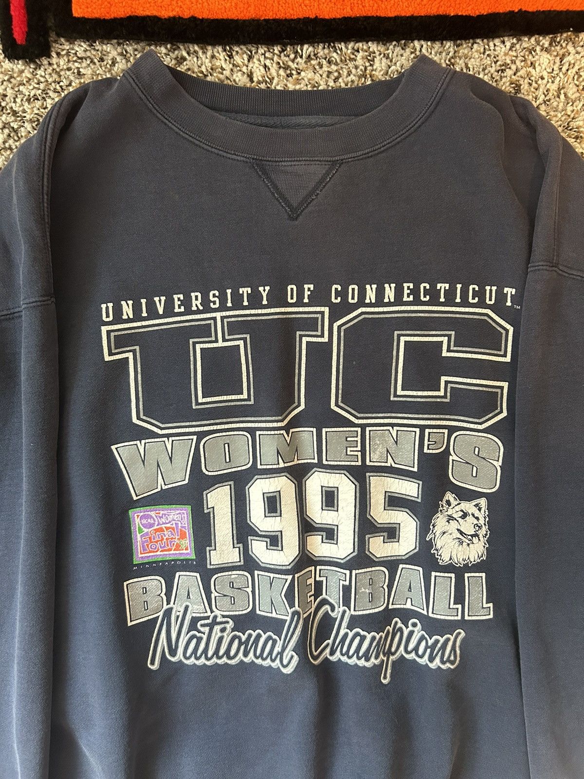 Vintage VNTG UC basketball Boxy Crewneck Size US XL / EU 56 / 4 - 2 Thumbnail