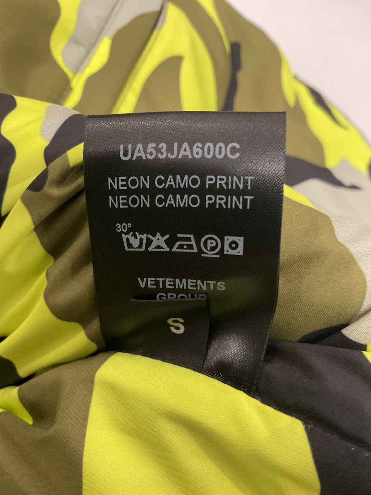 Vetements VETEMENTS Multicolor Camo Down Jacket Size US S / EU 44-46 / 1 - 12 Thumbnail