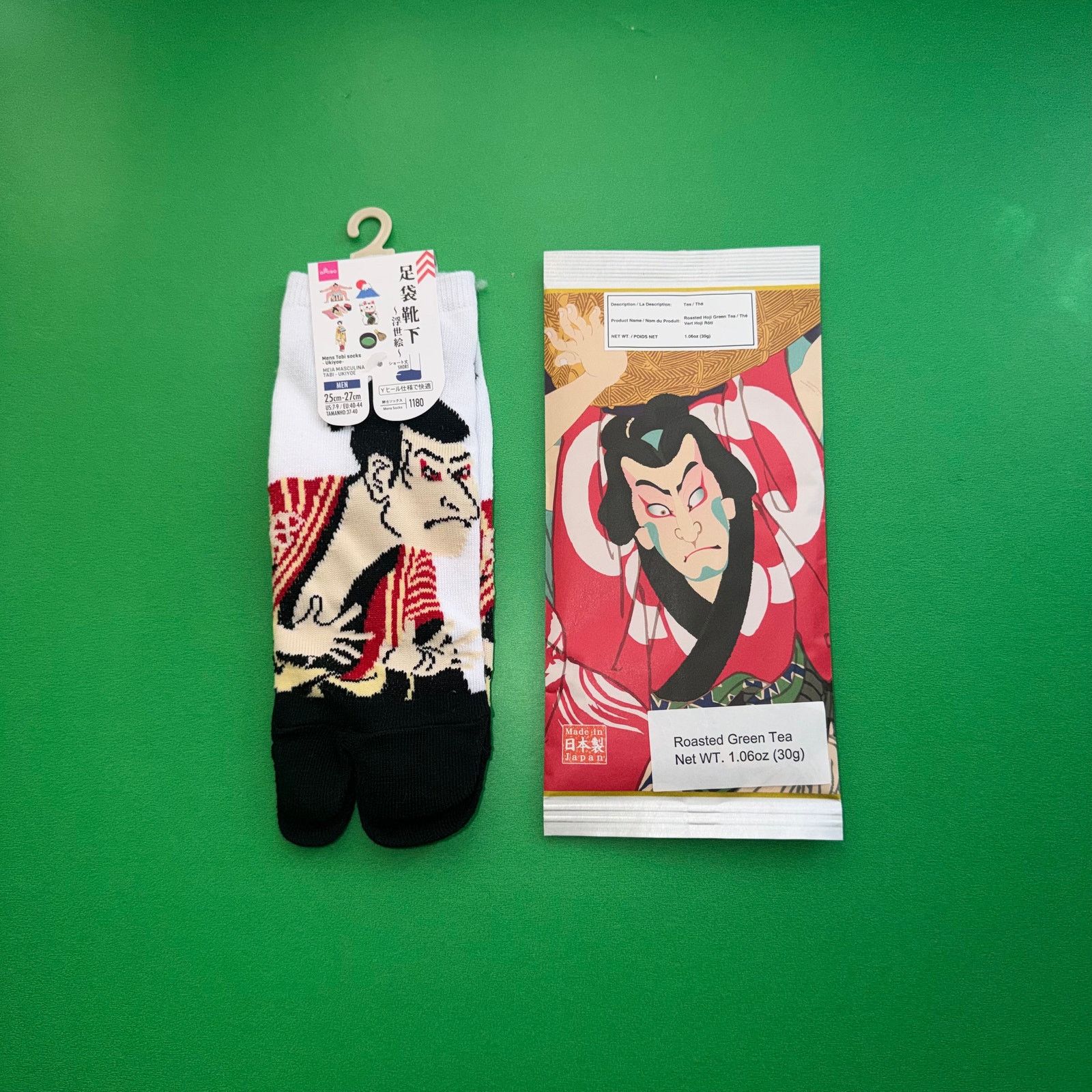 Japanese Brand Tabi Red White Black Socks Green Tea Kabuki Japan Margiela Size ONE SIZE - 1 Thumbnail