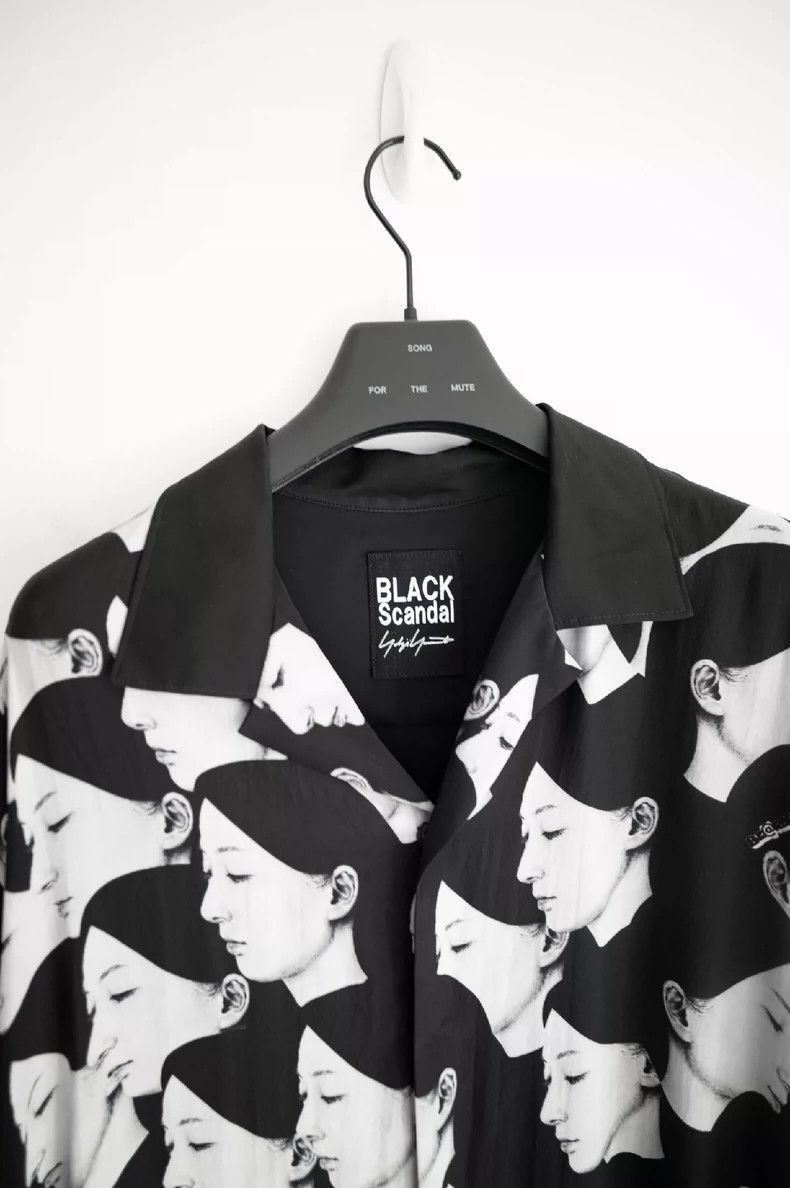 Yohji Yamamoto Yohji Yamamoto Black Scandel silk figure shirt-2505 Size US L / EU 52-54 / 3 - 3 Thumbnail