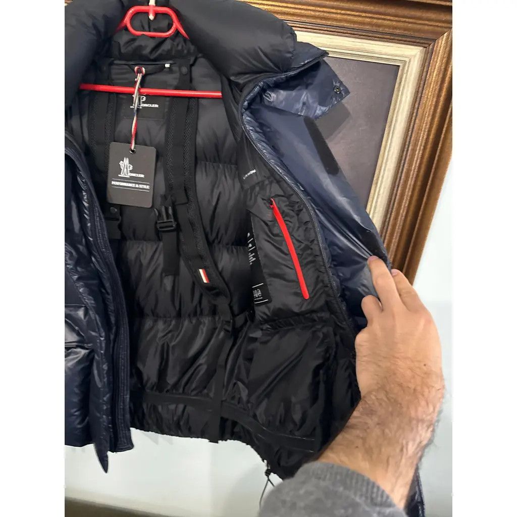 Moncler Moncler Grenoble Gressan Puffer jacket Apres Ski new size 3 Size US L / EU 52-54 / 3 - 10 Thumbnail