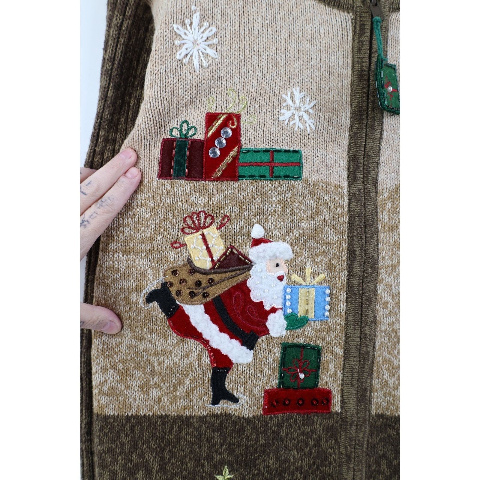 Vintage Vintage 90s Christmas Santa Snowflake Knit Cardigan Sweater Size L / US 10 / IT 46 - 5 Thumbnail