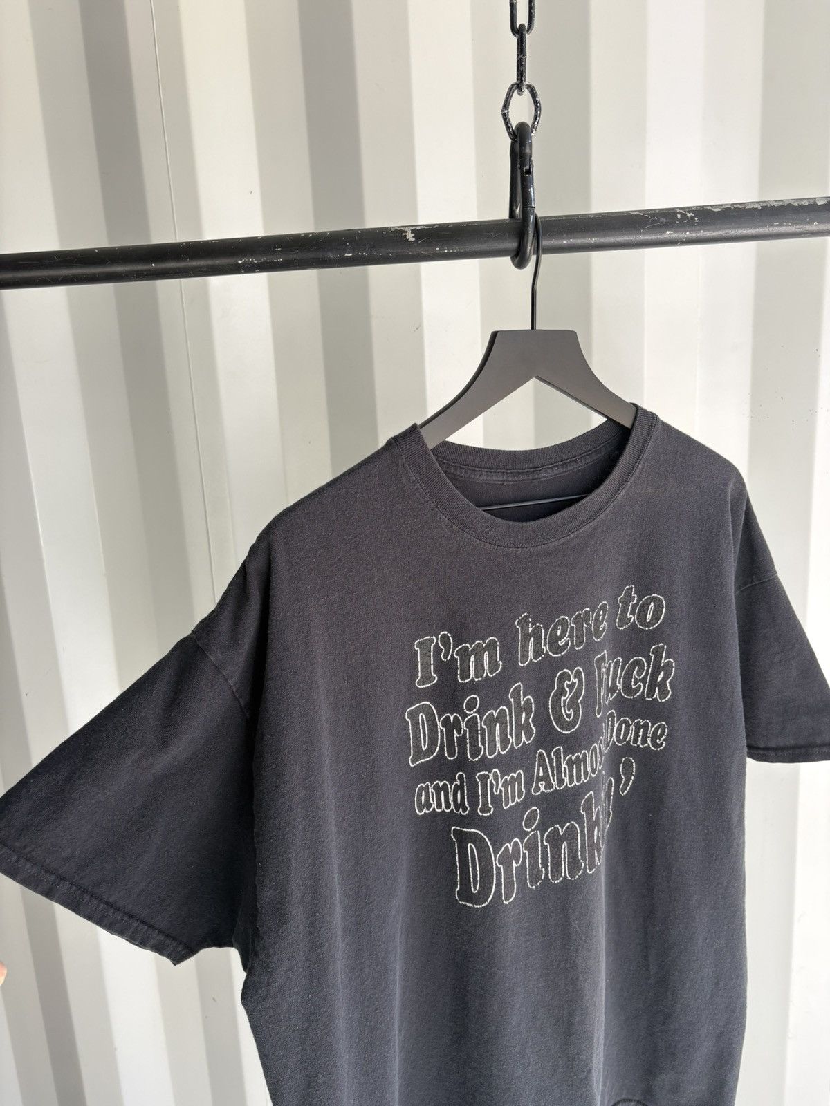 Vintage Vintage Im here to drink and fuck Shirt Fade Distressed Band Size US XXL / EU 58 / 5 - 4 Thumbnail