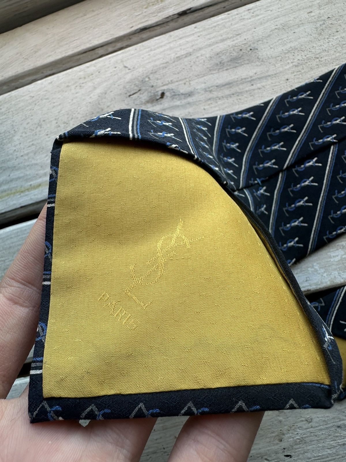 Designer × Yves Saint Laurent GRAIL🚨 Yves Saint Laurent MONOGRAM YSL vintage Tie Size ONE SIZE - 10 Thumbnail
