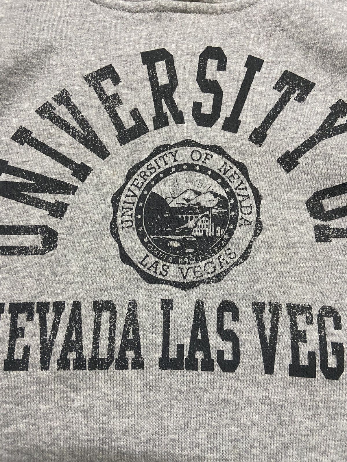 Other Vintage University of Nevada Las Vegas Hoodie Size US M / EU 48-50 / 2 - 3 Thumbnail