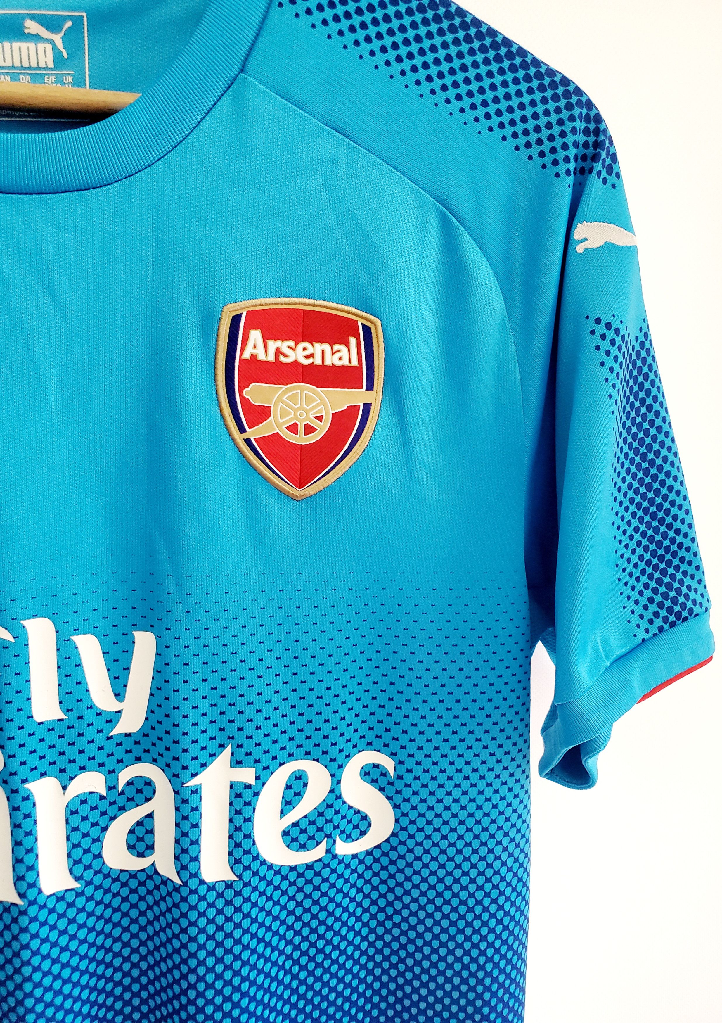 Puma Arsenal london Away 2017/2018 puma soccer jersey size M Size US M / EU 48-50 / 2 - 2 Thumbnail