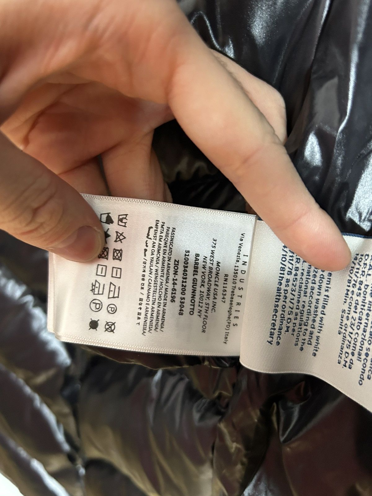Moncler Moncler jacket Size S / US 4 / IT 40 - 4 Thumbnail