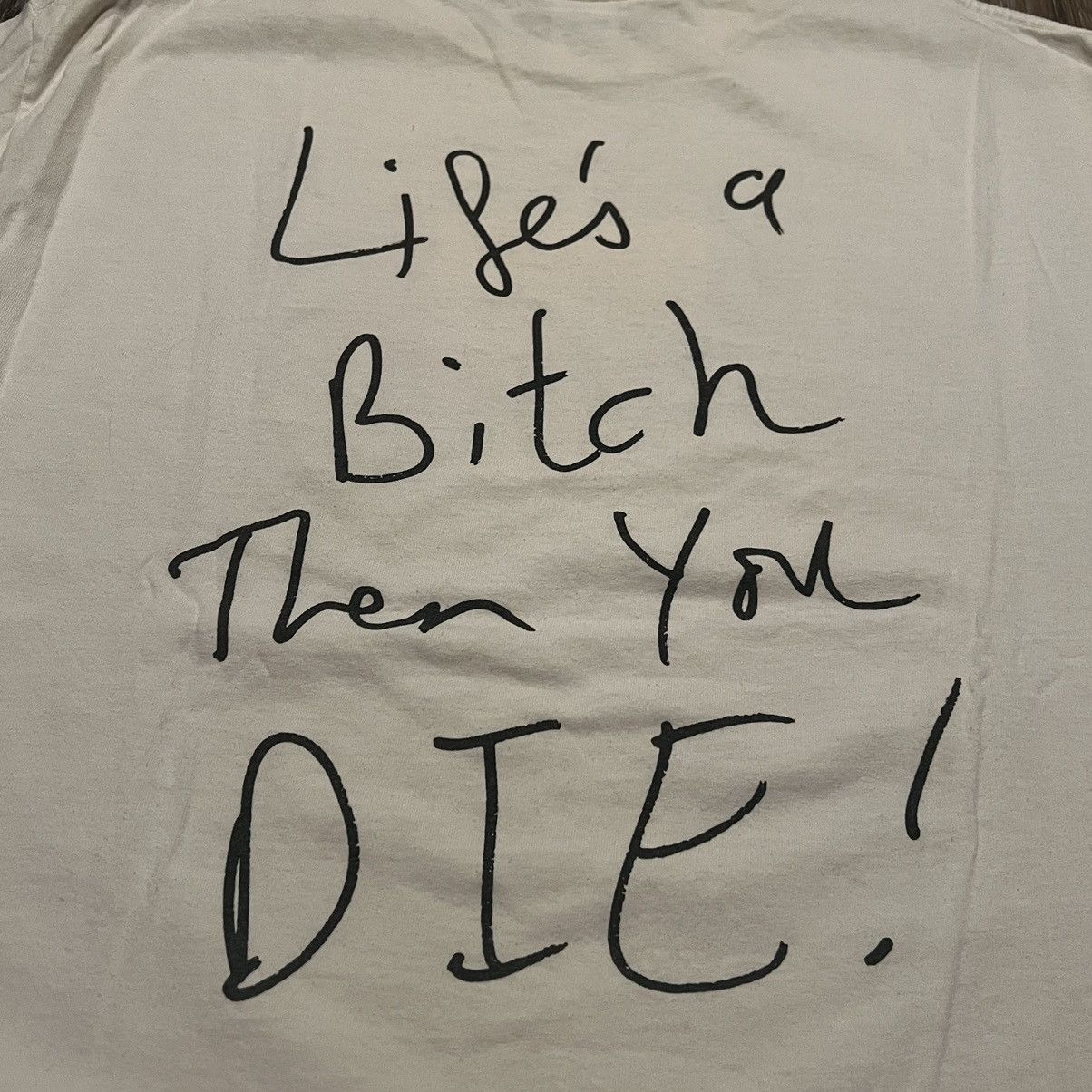 Damien Hirst × Supreme Supreme Damien Hirst Box Logo Tee life’s a bitch t shirt Size US XL / EU 56 / 4 - 17 Thumbnail