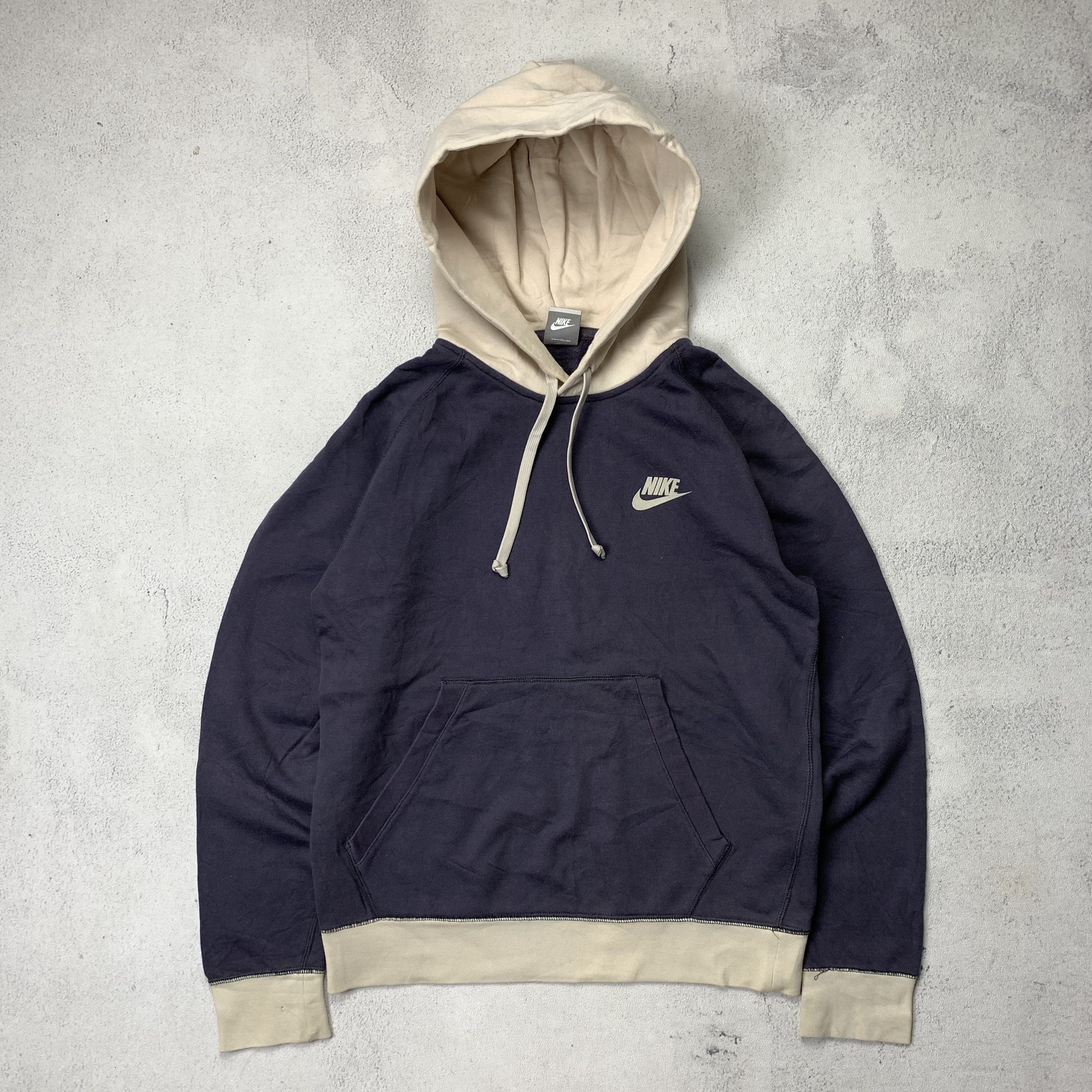 Nike Nike Y2K Two Tone Color Hoodie Pullover Size US S / EU 44-46 / 1 - 1 Thumbnail