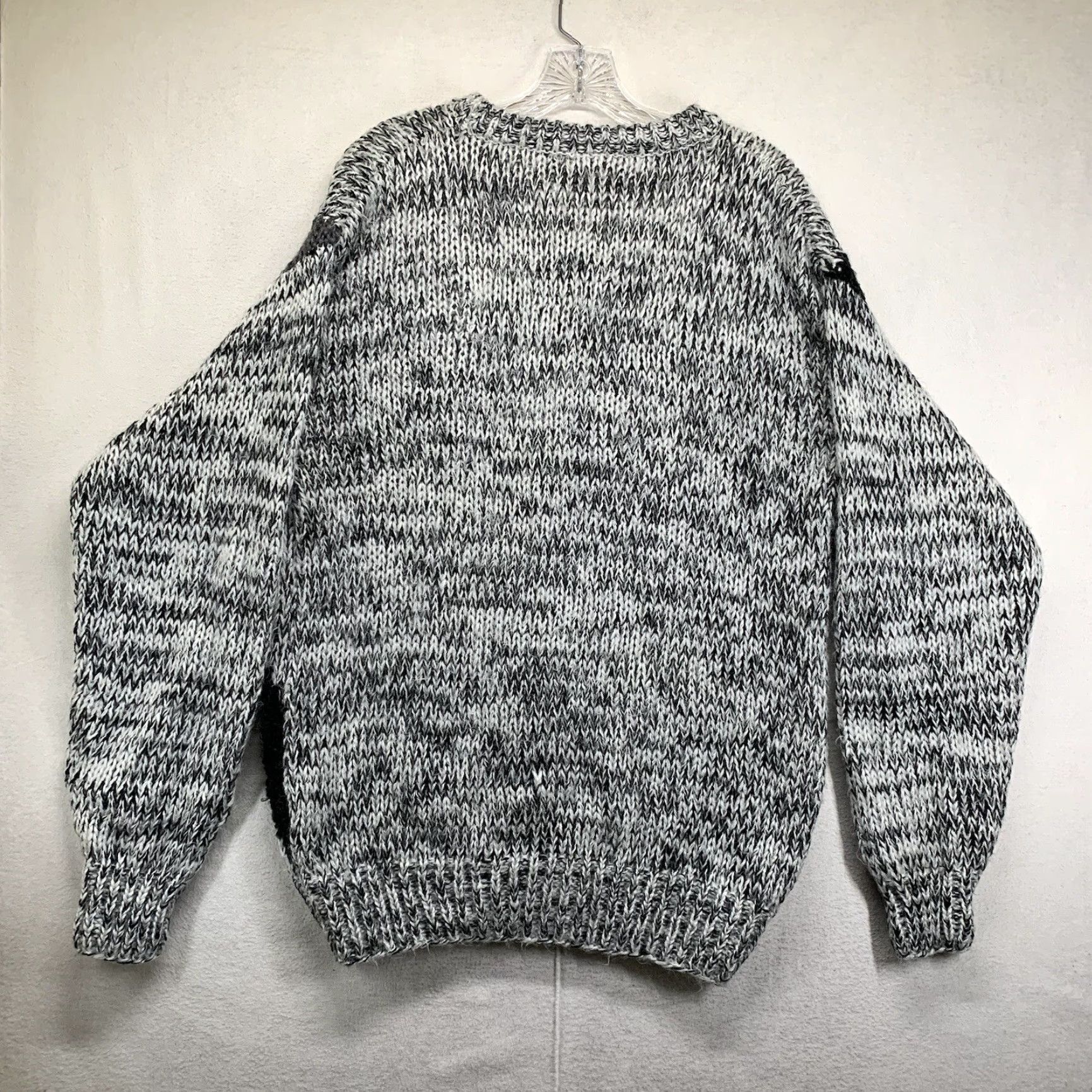 Vintage VINTAGE Mervyn's Mens Sweater Pullover 90s Crew Neck Long Sleeve Grayscale Acrylic Argyle Casual Winter Size US M / EU 48-50 / 2 - 2 Thumbnail