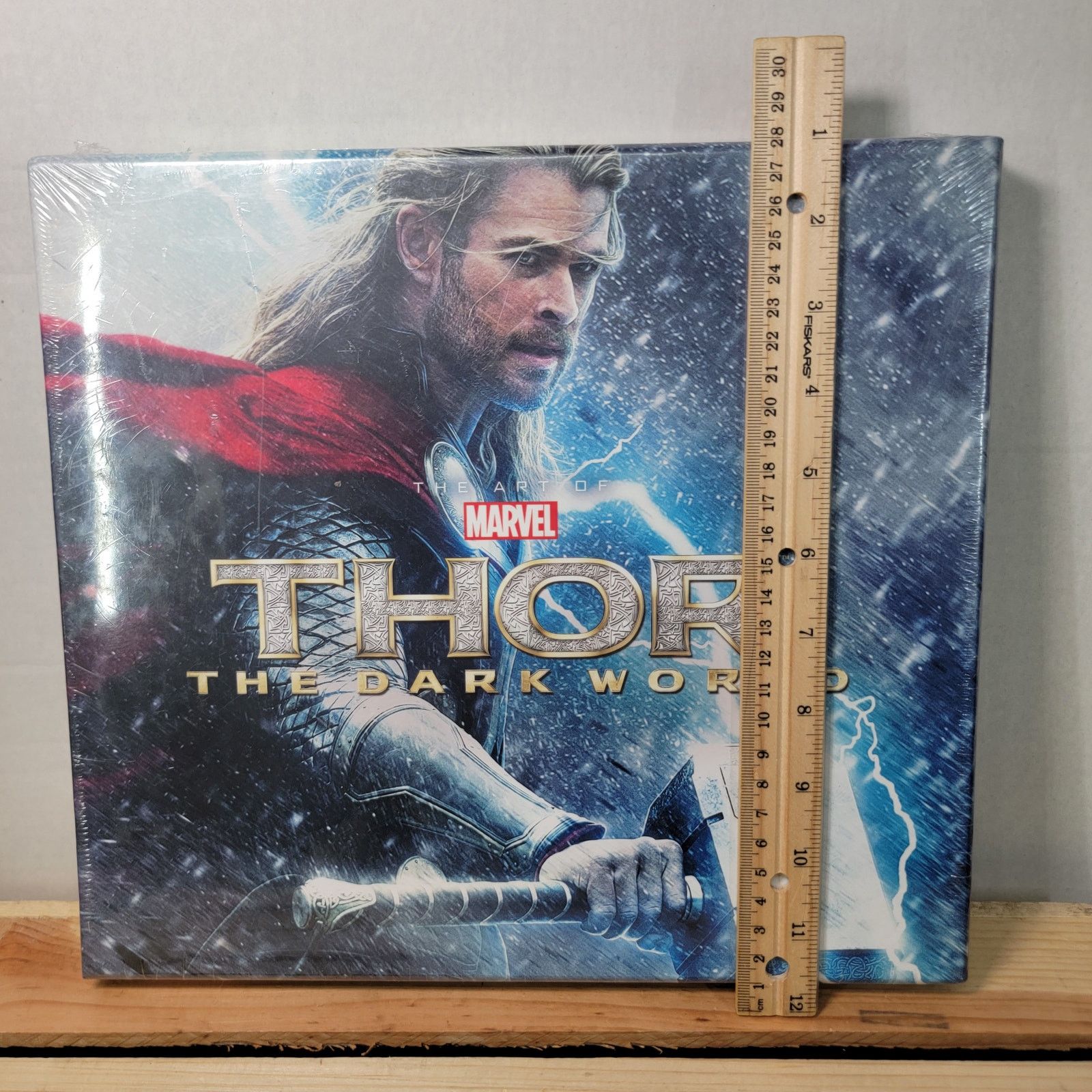 Marvel Comics BOOK Marvel The Art of Thor: The Dark World NEW / SEALED Size ONE SIZE - 6 Thumbnail