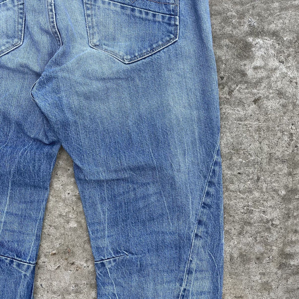 Diesel Vintage Diesel Jeans W26xL32 Old Money Style USA 90s Y2K Size US 26 / EU 42 - 17 Thumbnail