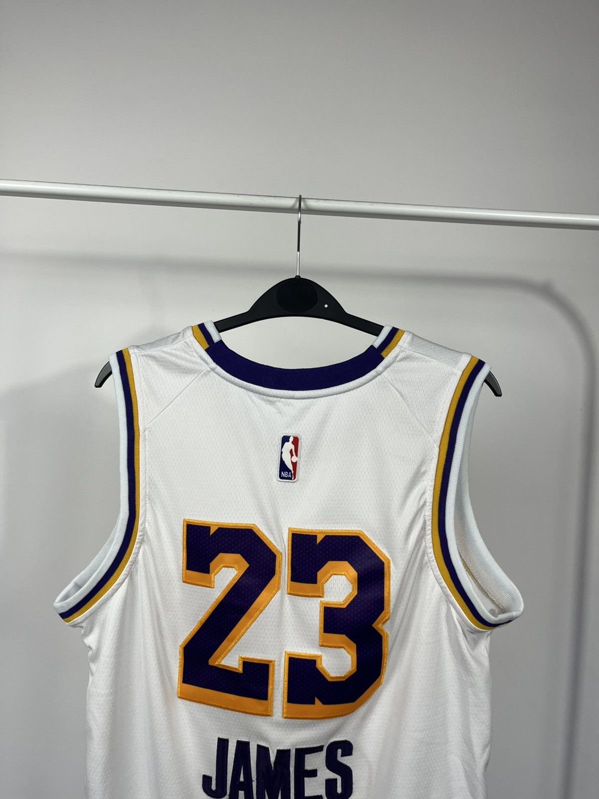 Nike Los Angeles Lakers #23 James White NBA Basketball Jersey Size US M / EU 48-50 / 2 - 9 Thumbnail