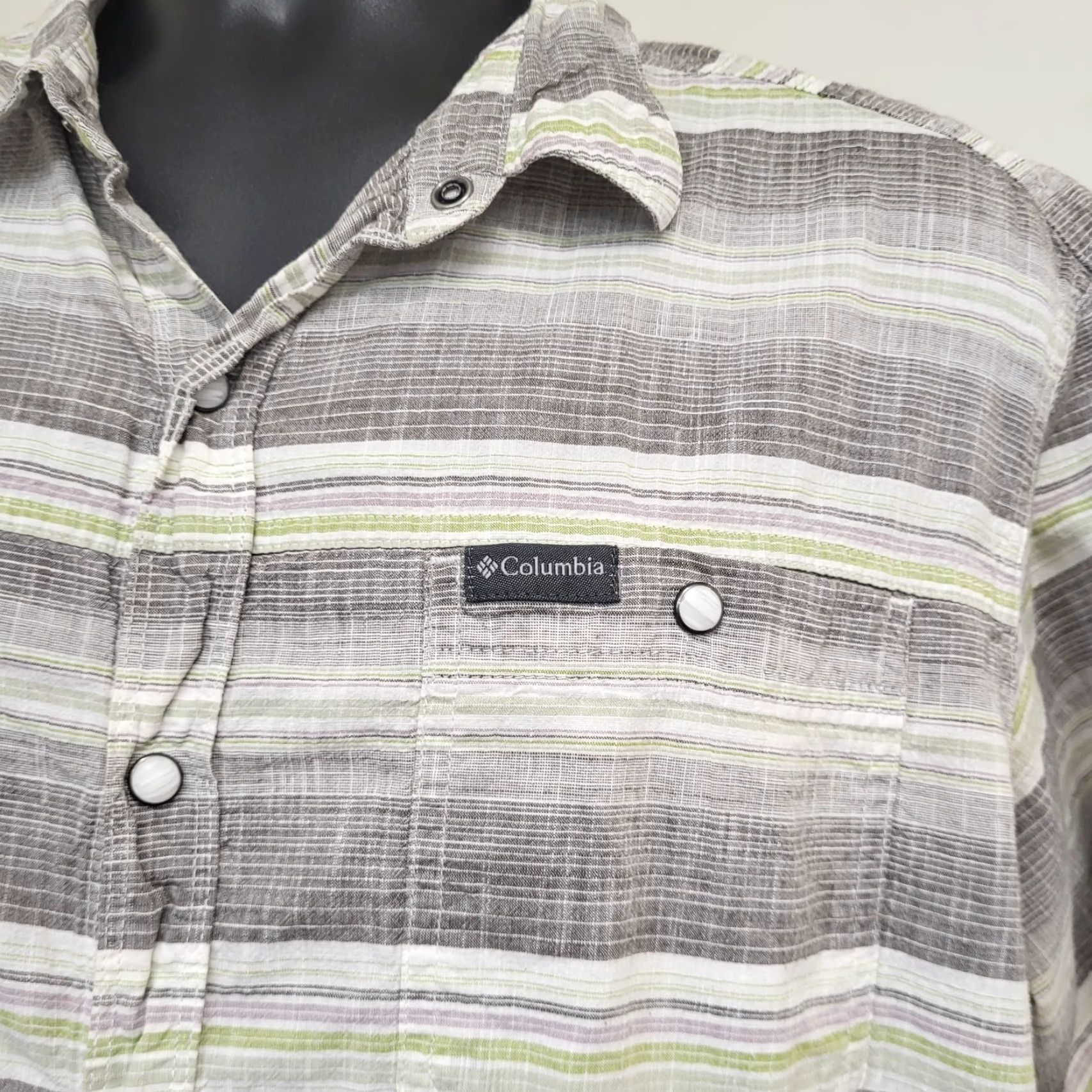Vintage Columbia Shirt Men XL Gray/White/Lime Green Striped Cotton Button Down Shirt - Button-Up, Short Sleeve, Classic Outdoor Workwear Size US XL / EU 56 / 4 - 4 Thumbnail