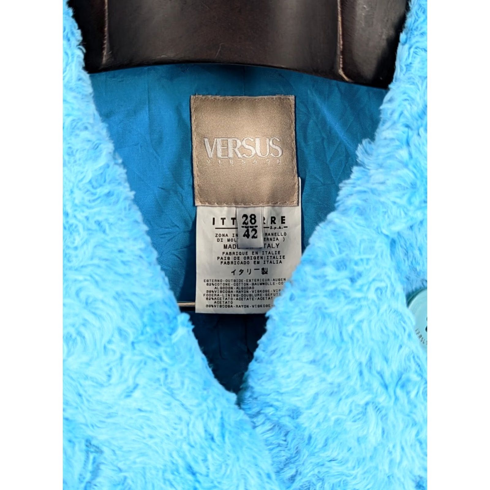 Versace VINTAGE Versus Versace Jacket Women Fur Sky Blue 42 Italy Short Bold Rockstar 90s Size M / US 6-8 / IT 42-44 - 6 Thumbnail