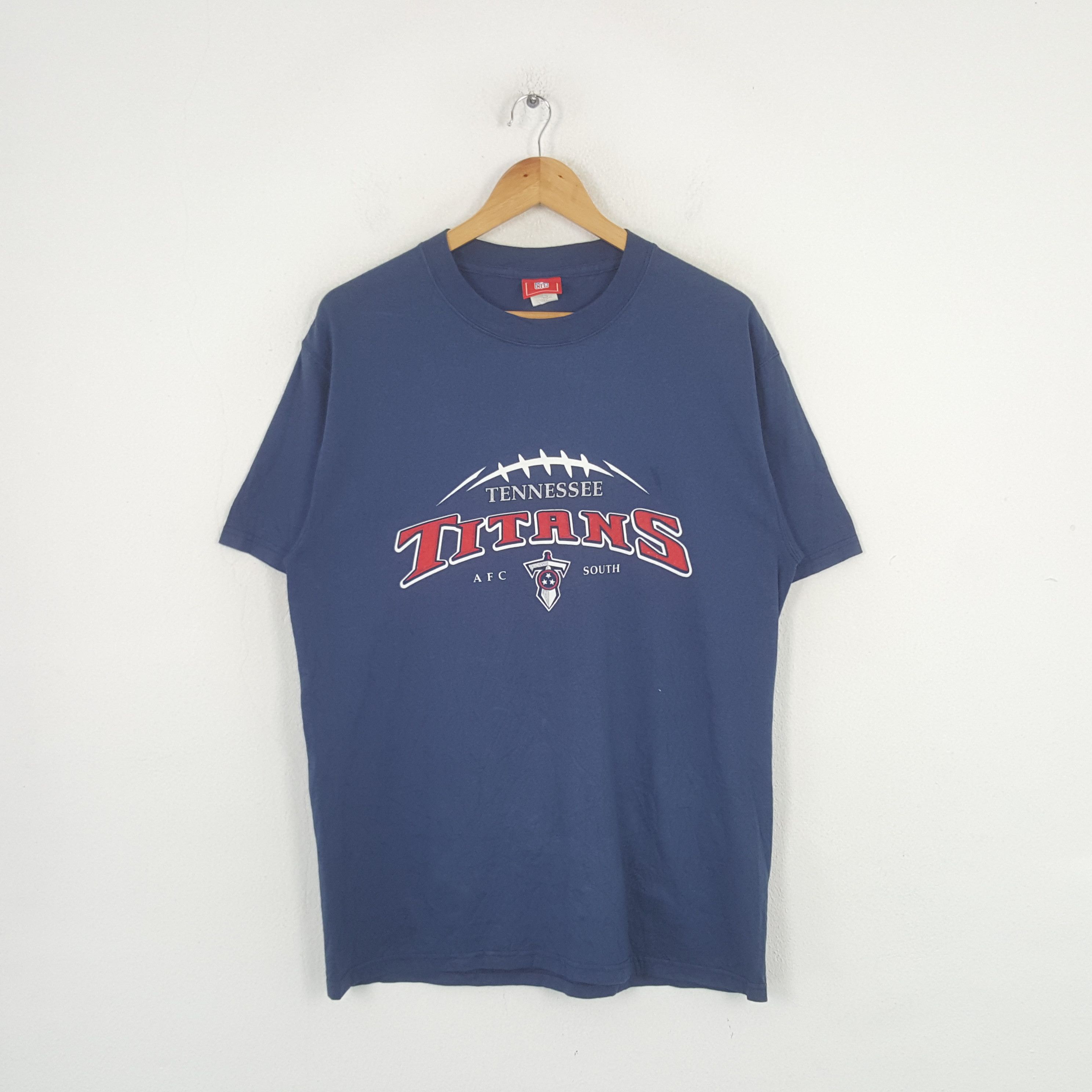 NFL × Vintage Vintage Tennessee Titans American Football Tshirt C285N41 Size US M / EU 48-50 / 2 - 1 Thumbnail