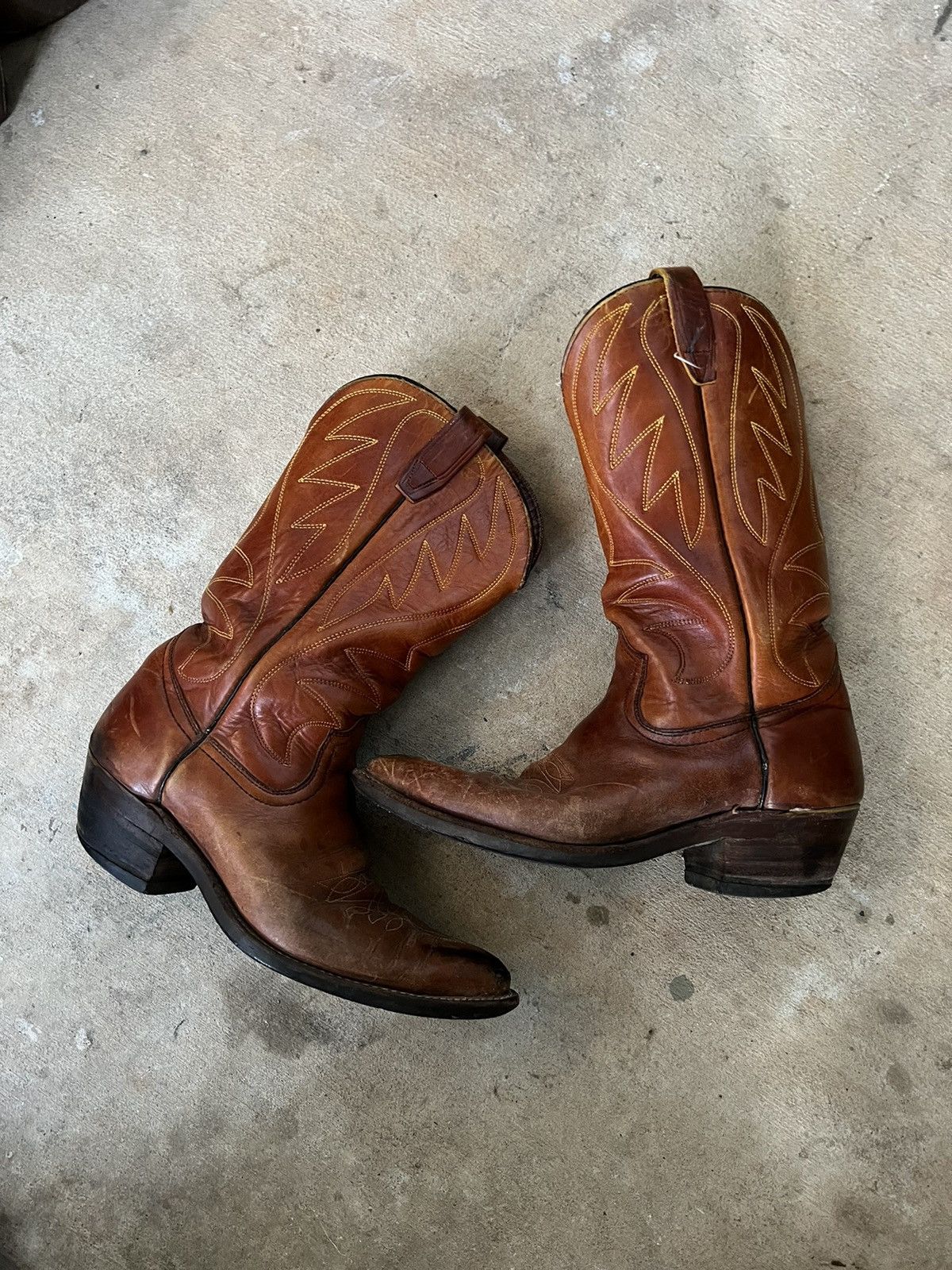 image of Cowboy Equipment x Genuine Leather Cowboy Vintage Crazy Boots Size 9,5 Made In Usa in Brown, Men's