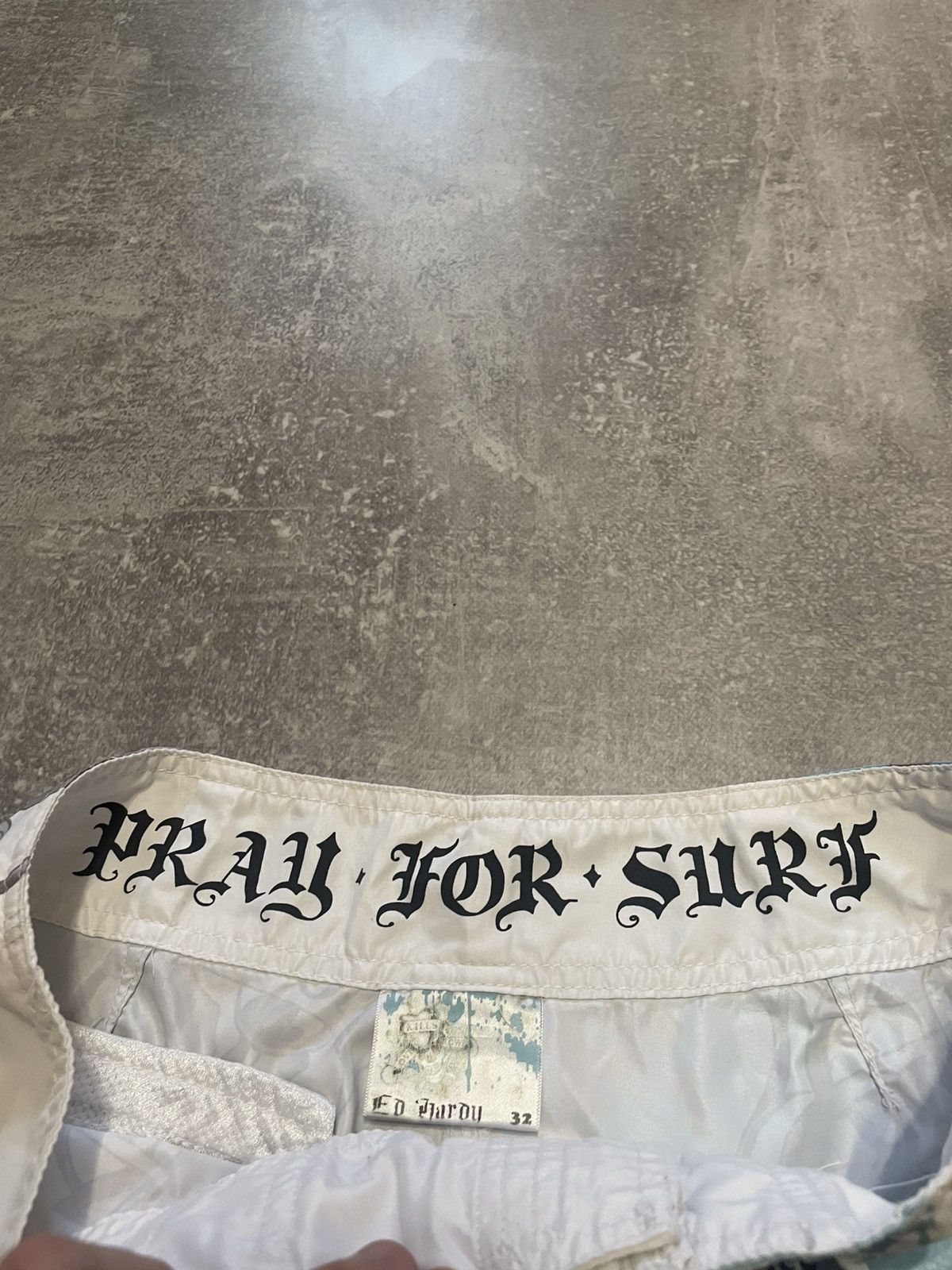 Ed Hardy × Vintage Vintage Ed Hardy Skulls Y2K Shorts Size US 32 / EU 48 - 8 Thumbnail
