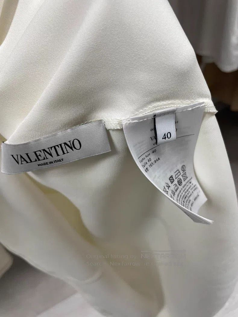 Valentino Valentino Silk V-neck bat sleeve top Size L / US 10 / IT 46 - 3 Thumbnail
