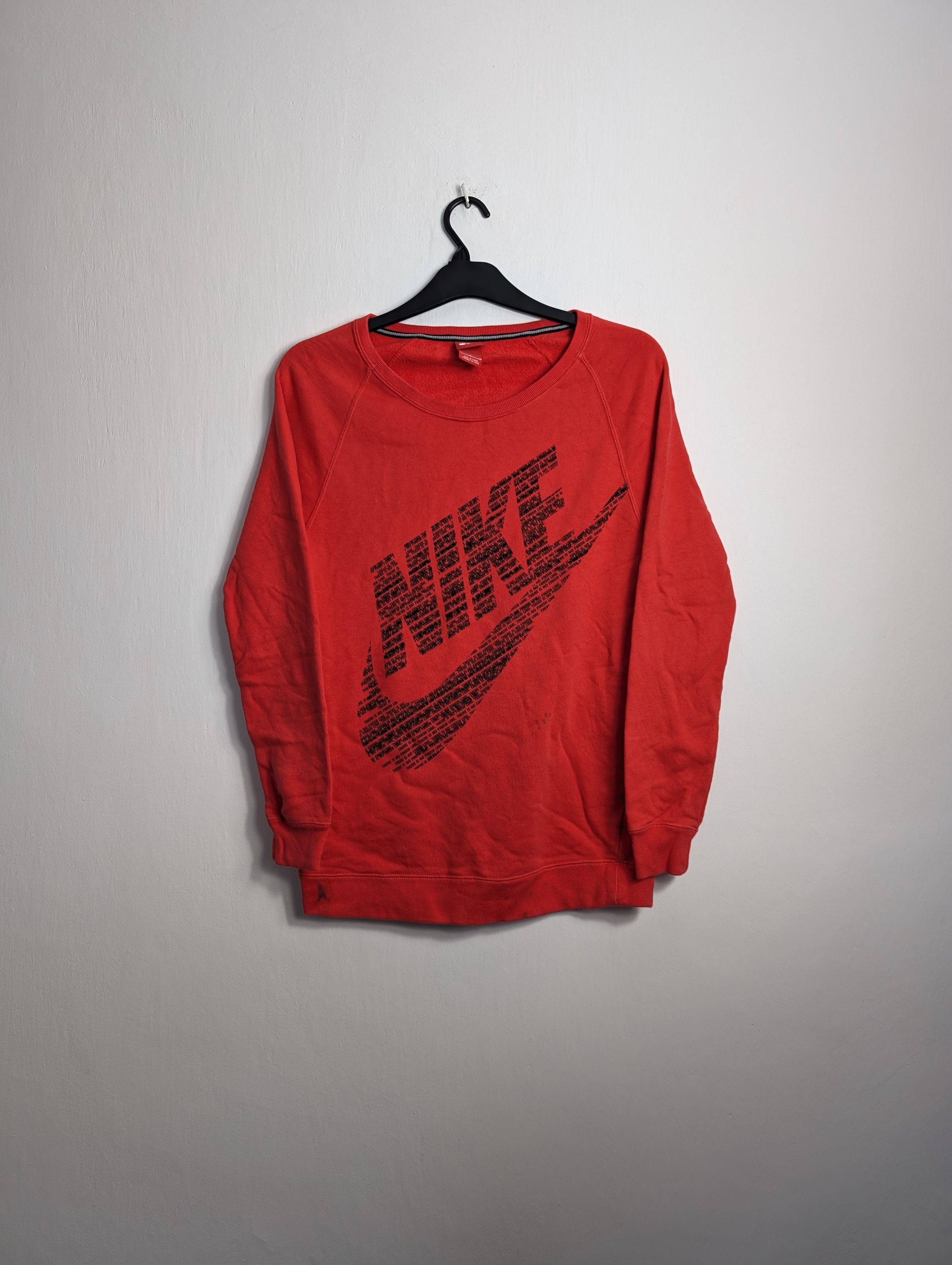 Nike Nike Spellout Sweatshirt Logo Streetwear Sportswear Crewneck Size S / US 4 / IT 40 - 1 Thumbnail