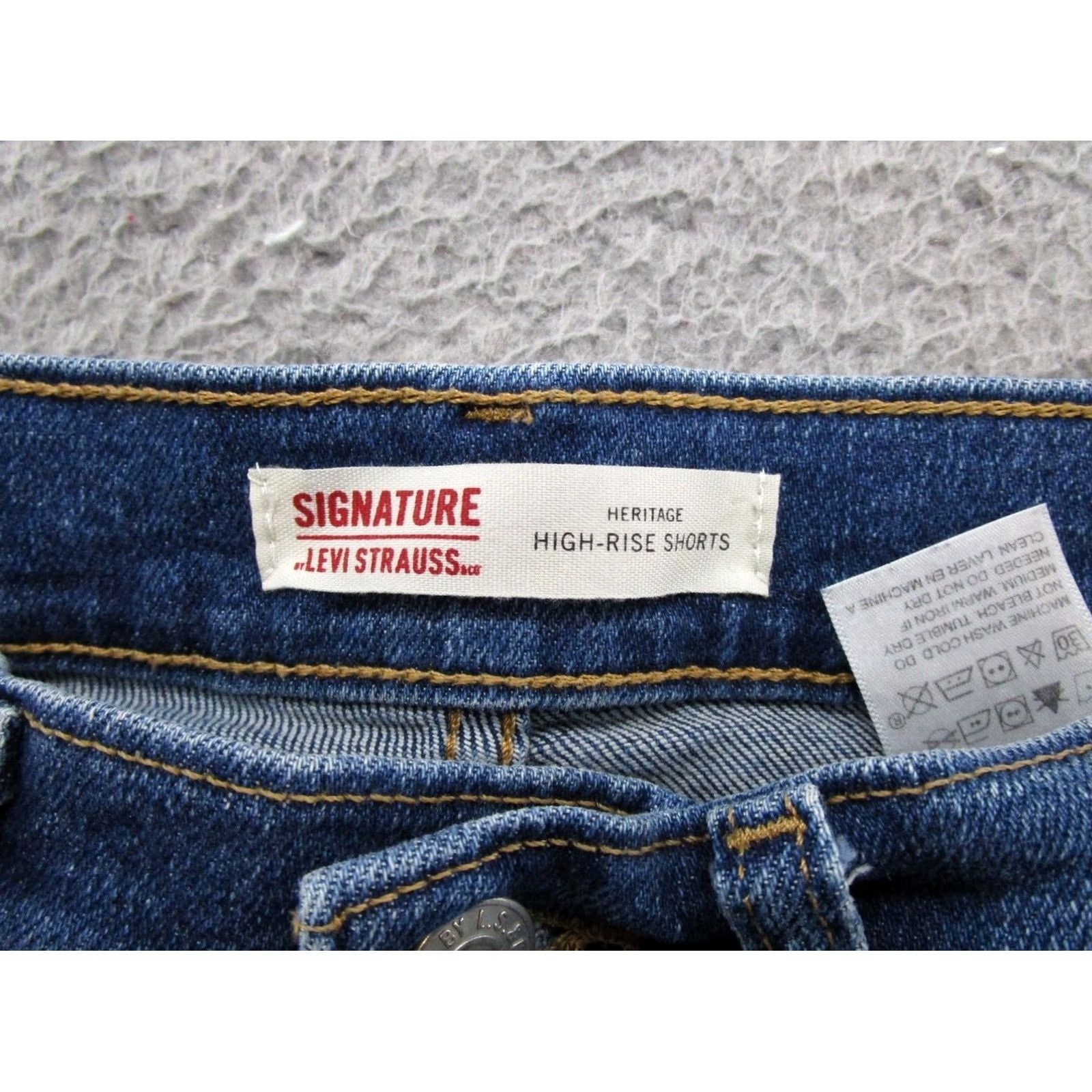 Levi's Levi's Heritage High Rise Denim Jean Shorts Cut Off Stretch Women's Size 10 W30 Blue 3 Inch Inseam Vintage? Size 30" / US 8 / IT 44 - 2 Thumbnail