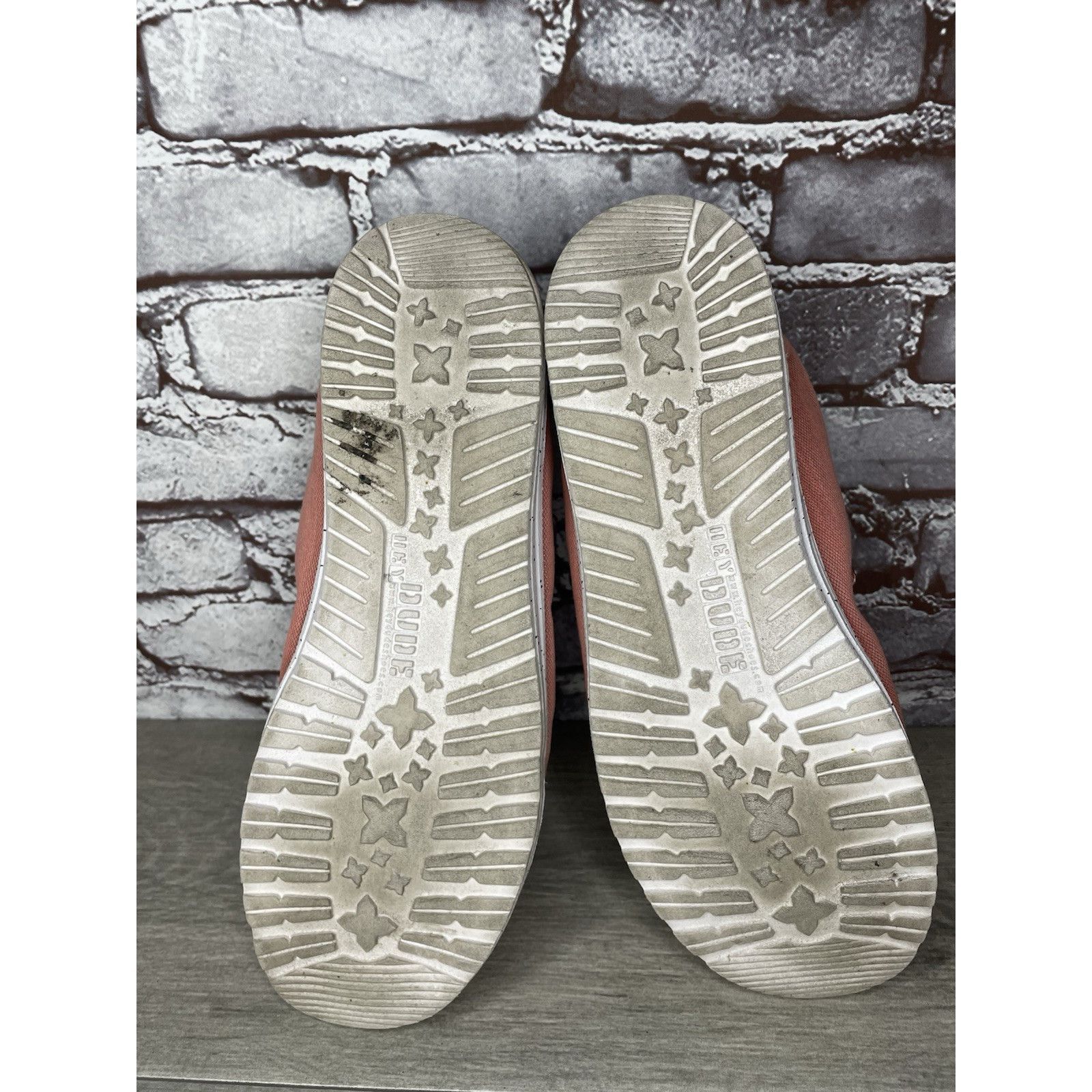 Other Hey Dude Shoes Wally Washed Pink Fabric Slip On Comfort Shoe Size US 13 / EU 46 - 23 Thumbnail