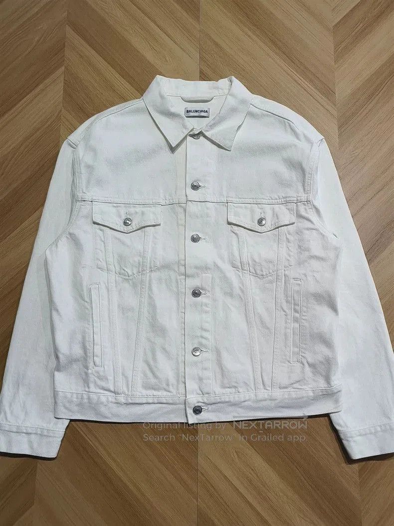 Balenciaga Balenciaga Denim Jacket with Back Logo. Size US XL / EU 56 / 4 - 2 Thumbnail