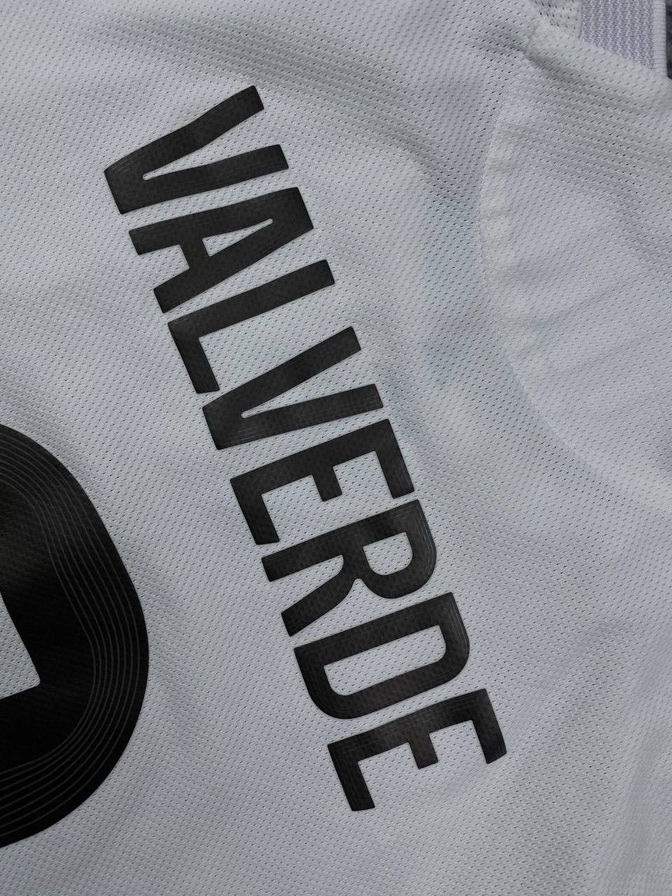 Adidas adidas Real Madrid 2025 2026 Valverde #8 Home V2 Jersey Size US M / EU 48-50 / 2 - 16 Thumbnail