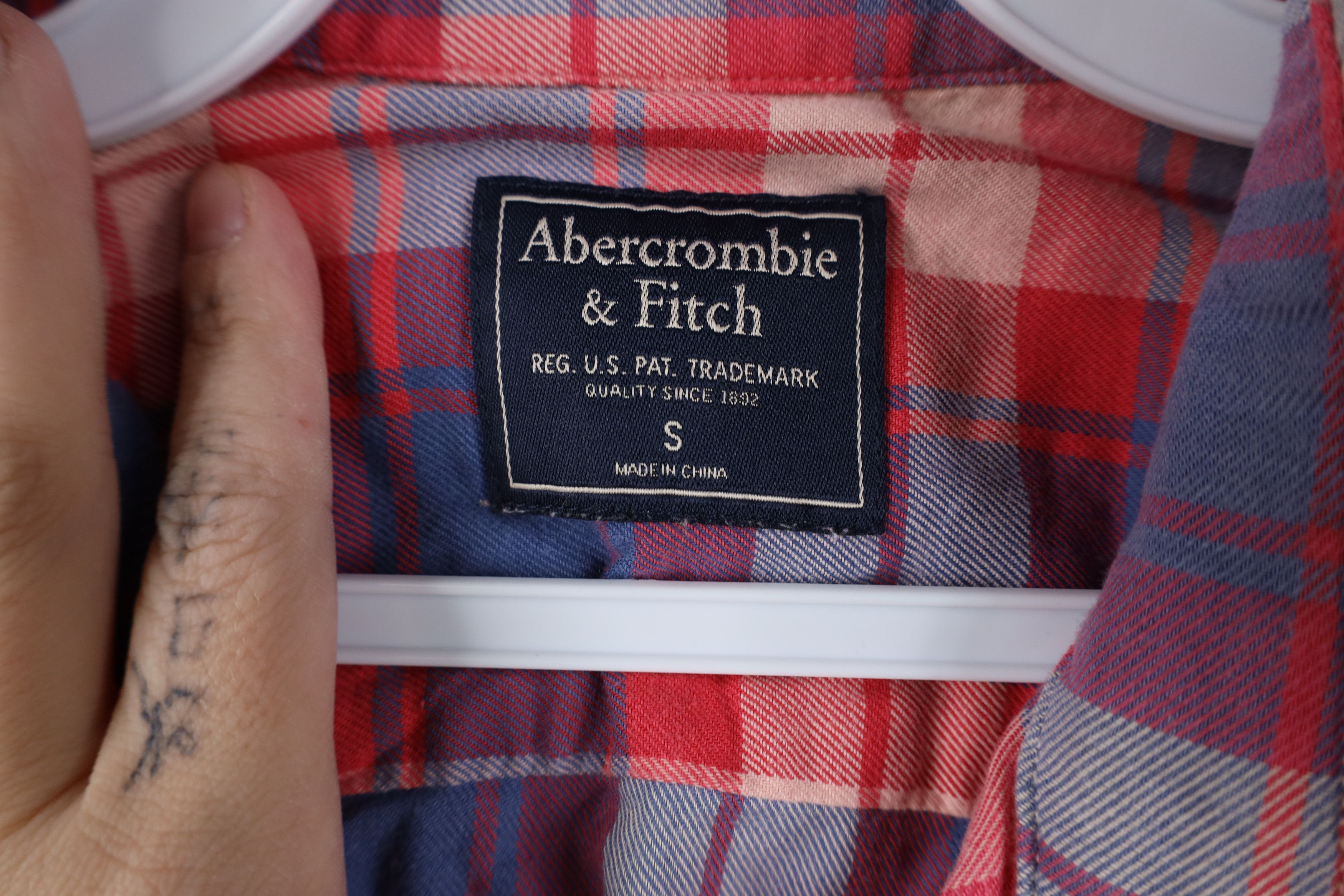 Abercrombie & Fitch Vintage Y2K Abercrombie & Fitch Collared Button Down Shirt Size US S / EU 44-46 / 1 - 7 Thumbnail