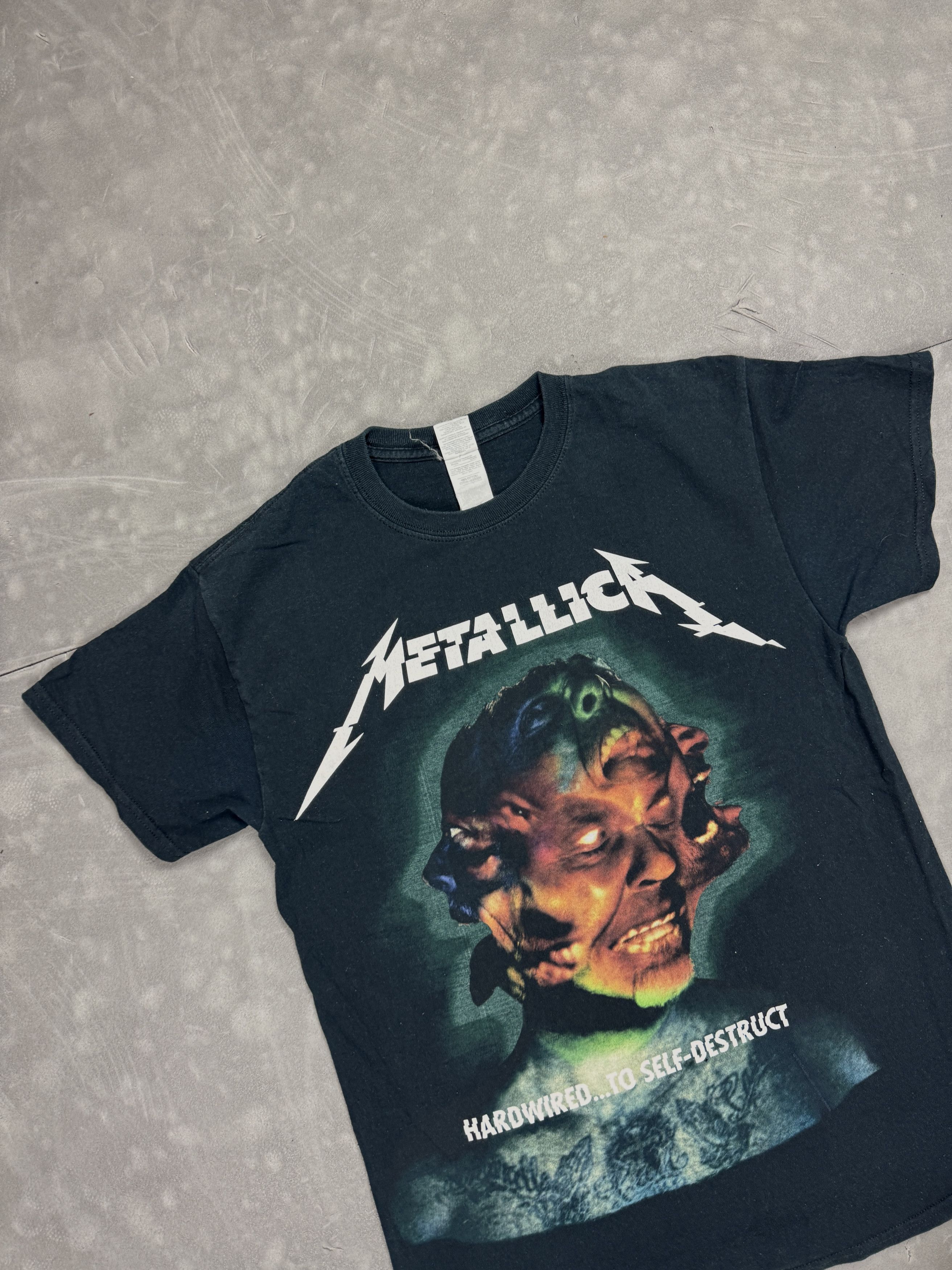 Metallica × Vintage Vintage Metallica big print T-shirt rock tee metal washed Size US M / EU 48-50 / 2 - 4 Thumbnail