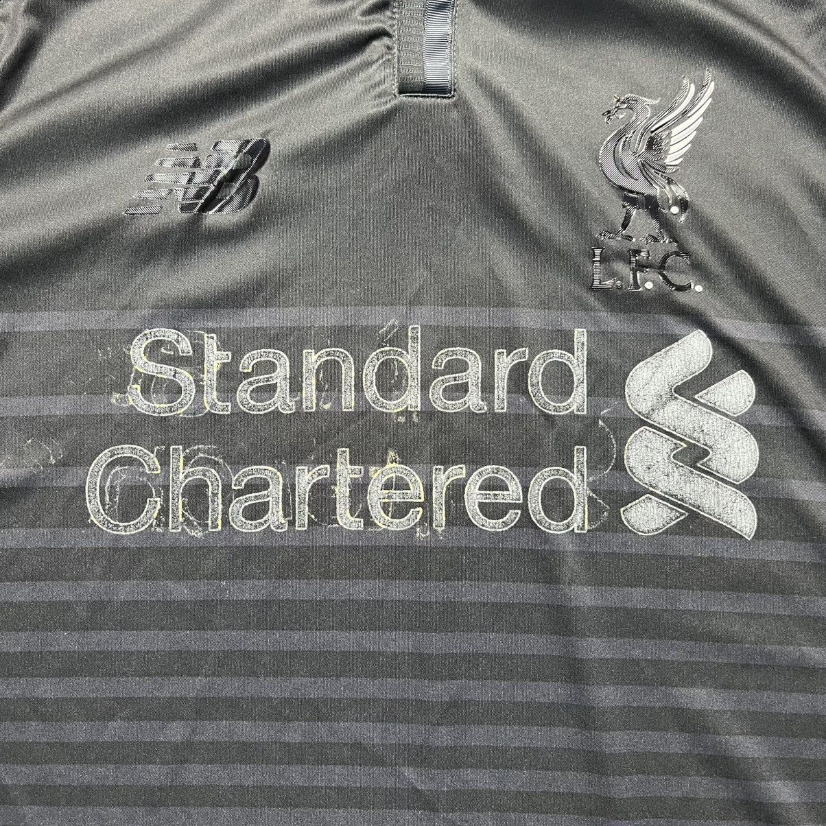 New Balance Vintage New Balance Liverpool 2015/2016 Away Soccer Jersey Size US M / EU 48-50 / 2 - 4 Thumbnail