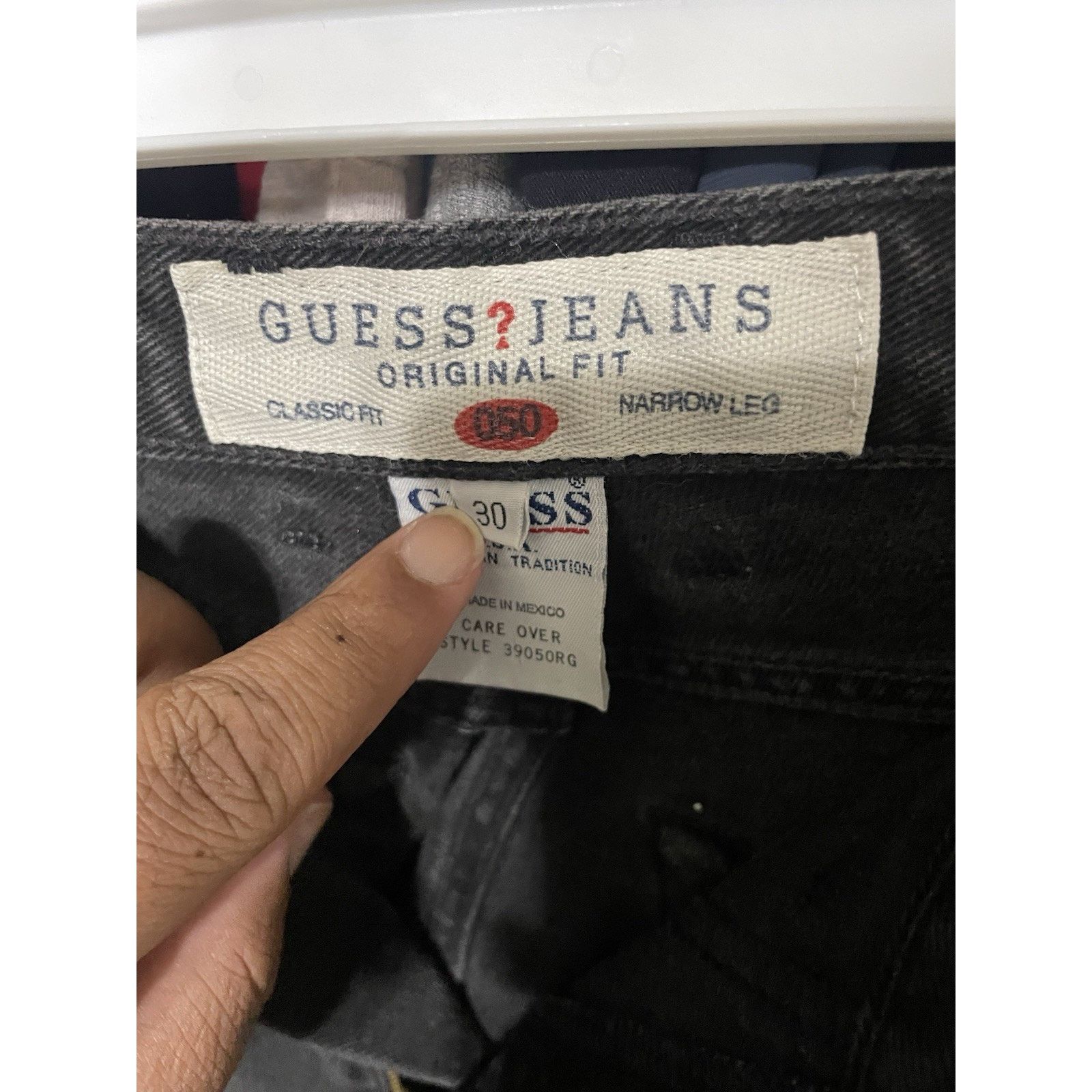 Guess Size 30- VTG Guess Jeans Mens Black Zipper Button Straight Size US 30 / EU 46 - 3 Thumbnail