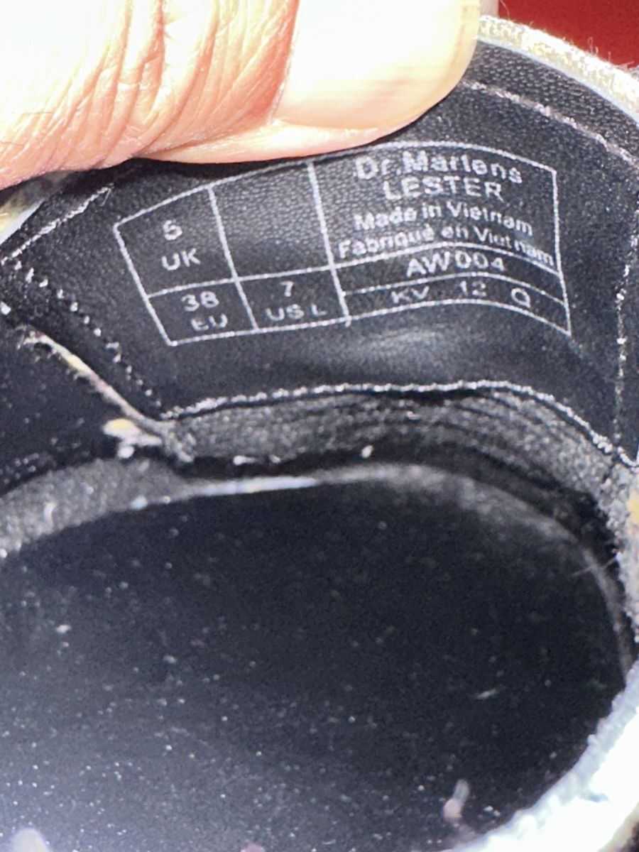 Dr. Martens Dr. Martens 3 Loch 1461 Lester Off White Wanderlust Derby Size US 7 / IT 37 - 9 Thumbnail