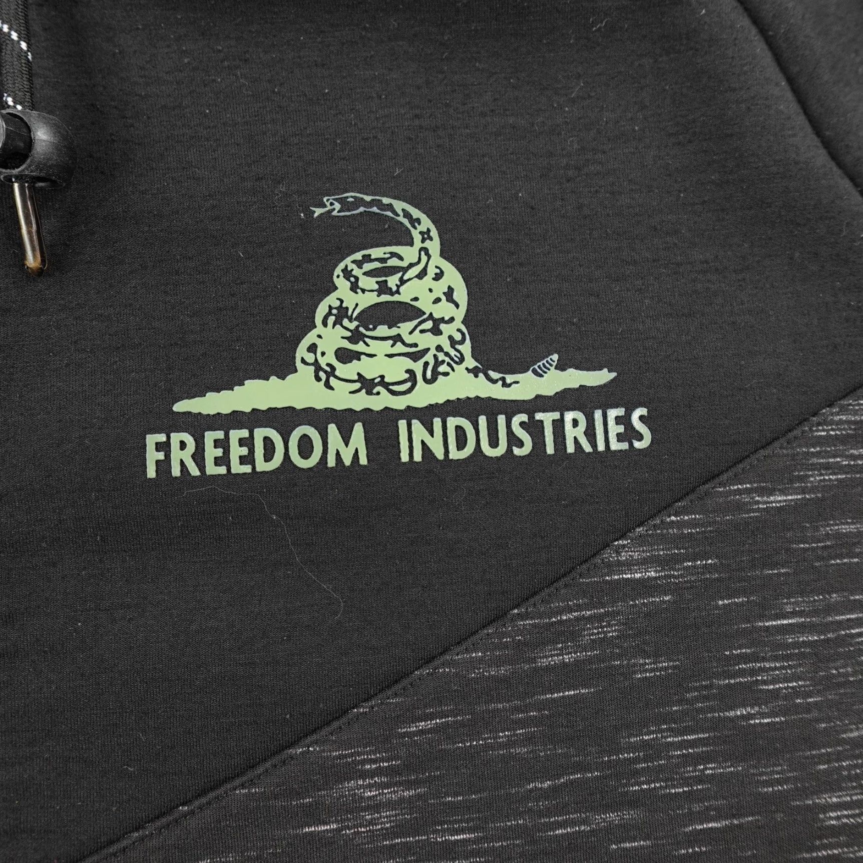 Industrie Freedom Industries Hoodie Mens Large Black Gray Jacket USA Flag Patriotic Zip Up Size US L / EU 52-54 / 3 - 3 Thumbnail