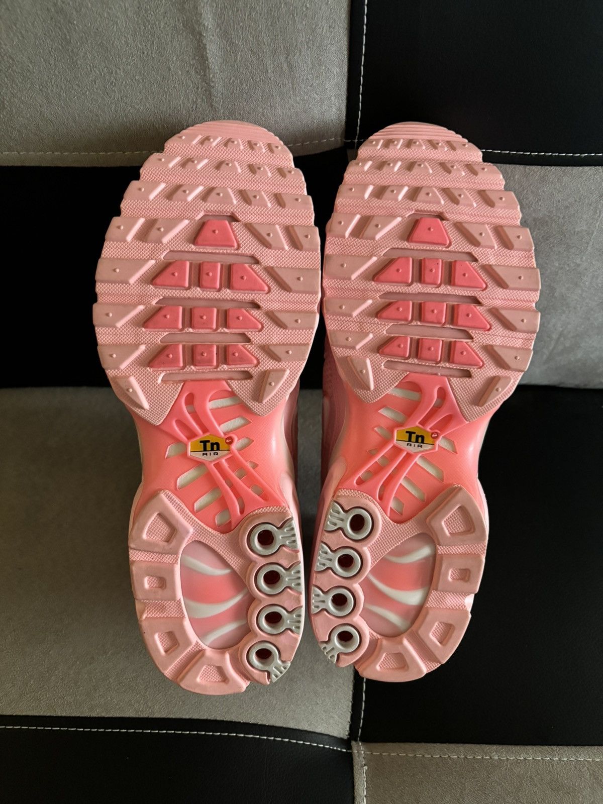 Nike Nike Tn City Exclusive ATL (women’s) NO BOX Size US 8.5 / EU 41-42 - 5 Thumbnail