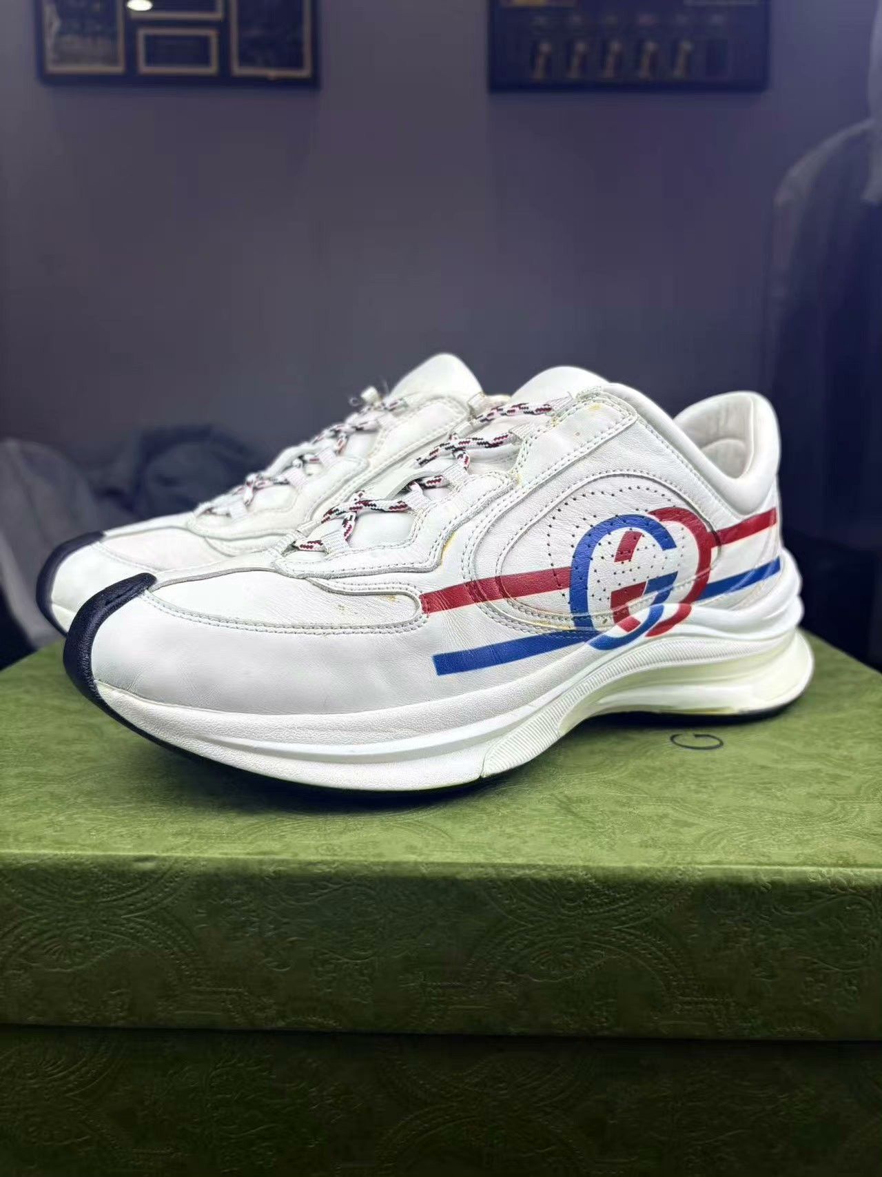 Gucci Gucci Running Red Lowtop Sneakers 40 Men Size US 7.5 / EU 40-41 - 1 Thumbnail