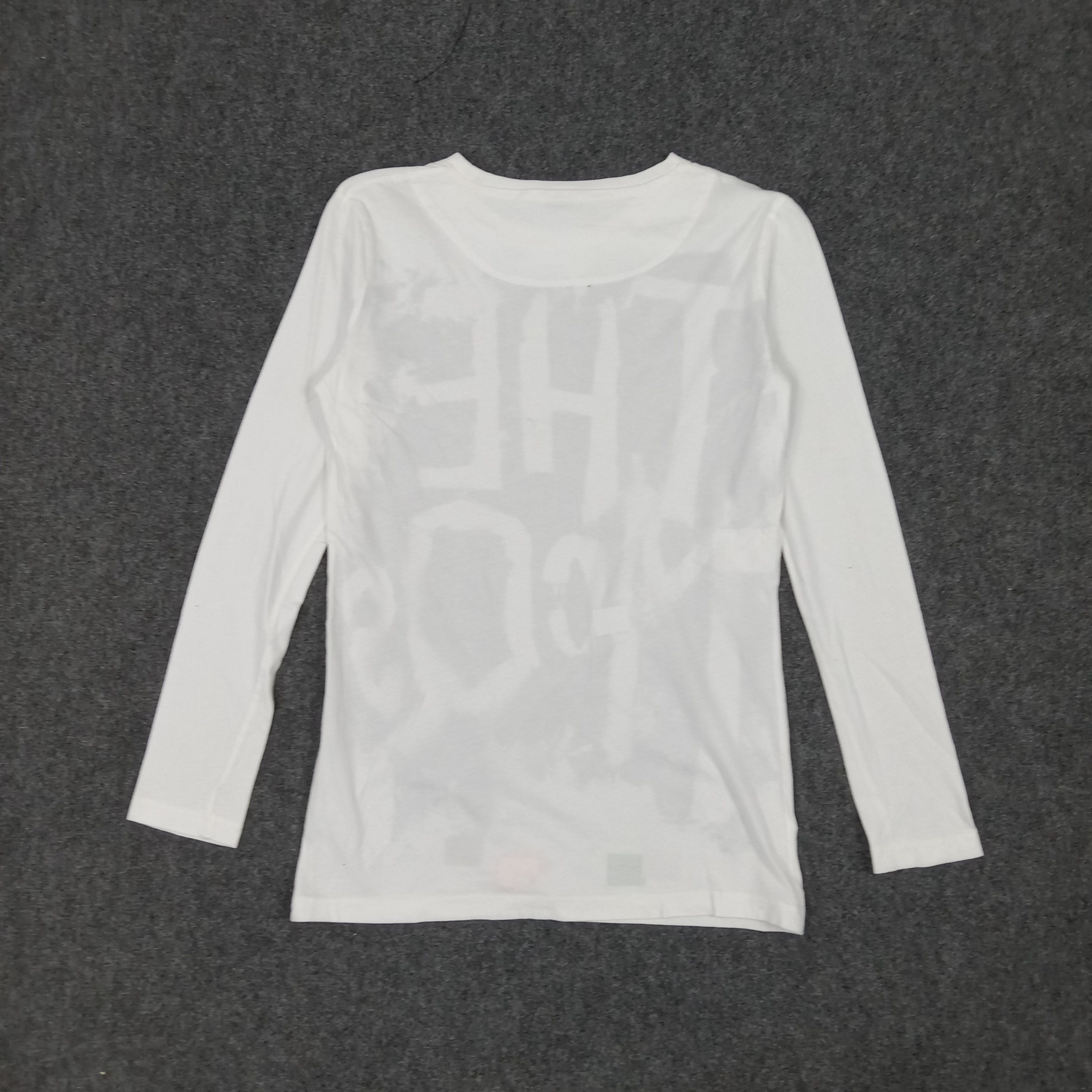 Alexander McQueen × MCQ × Vintage The McQs MC Queen Alexander McQueen Tshirt Size S / US 4 / IT 40 - 5 Thumbnail