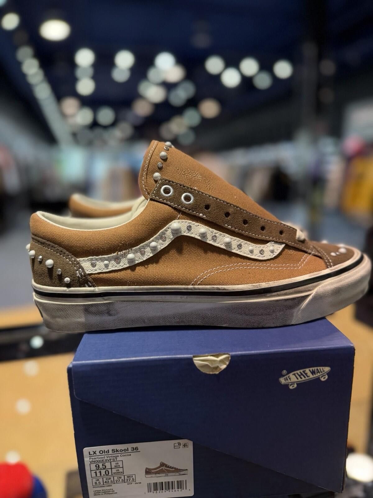 Vans Size 9.5M - Vans LX Old Skool 36 Pearlized Vintage Cocoa Size US 9.5 / EU 42-43 - 2 Thumbnail