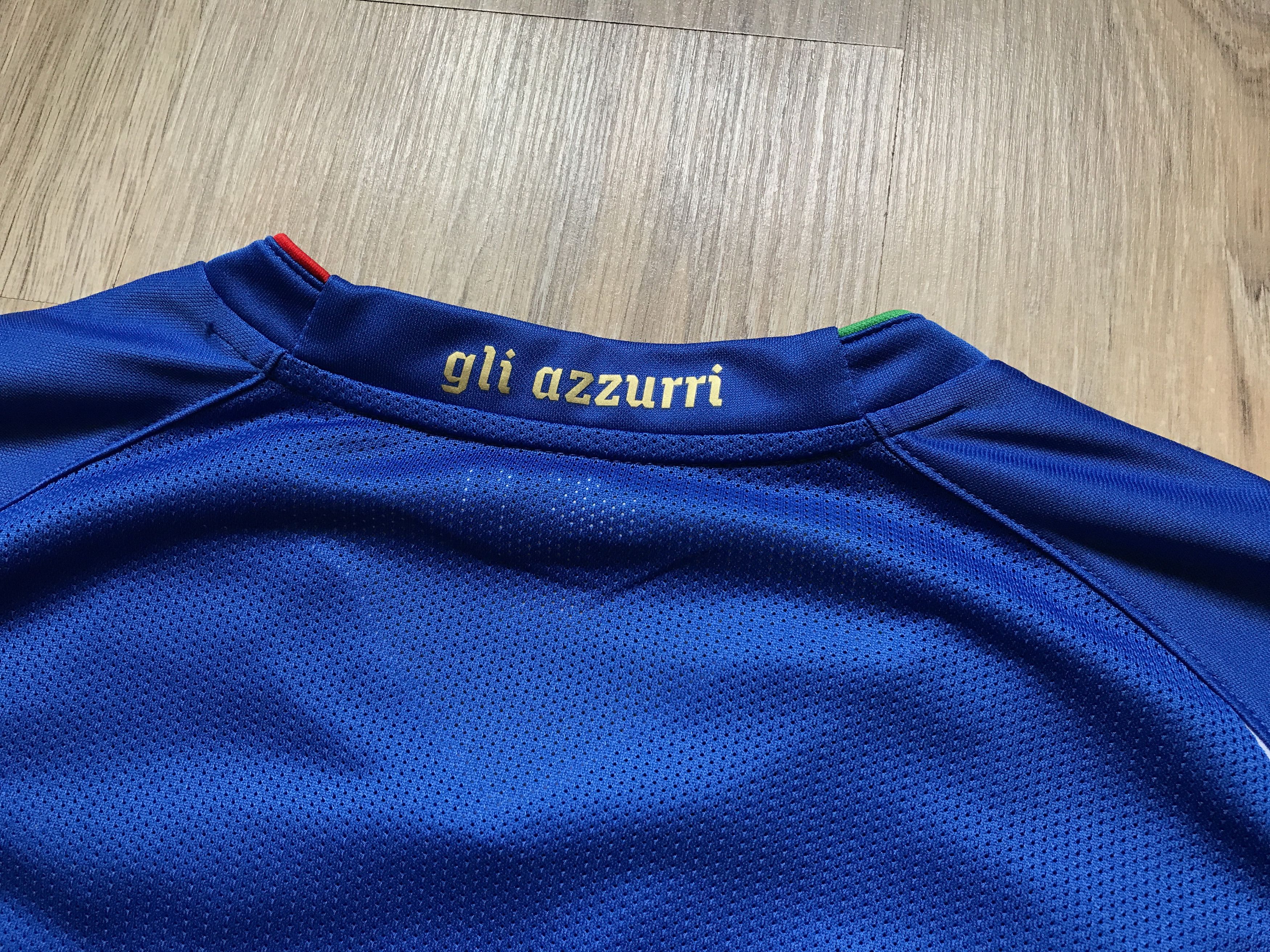 Puma × Vintage Rare Puma Italy Home Football Shirt 2010-2011 Size US L / EU 52-54 / 3 - 6 Thumbnail