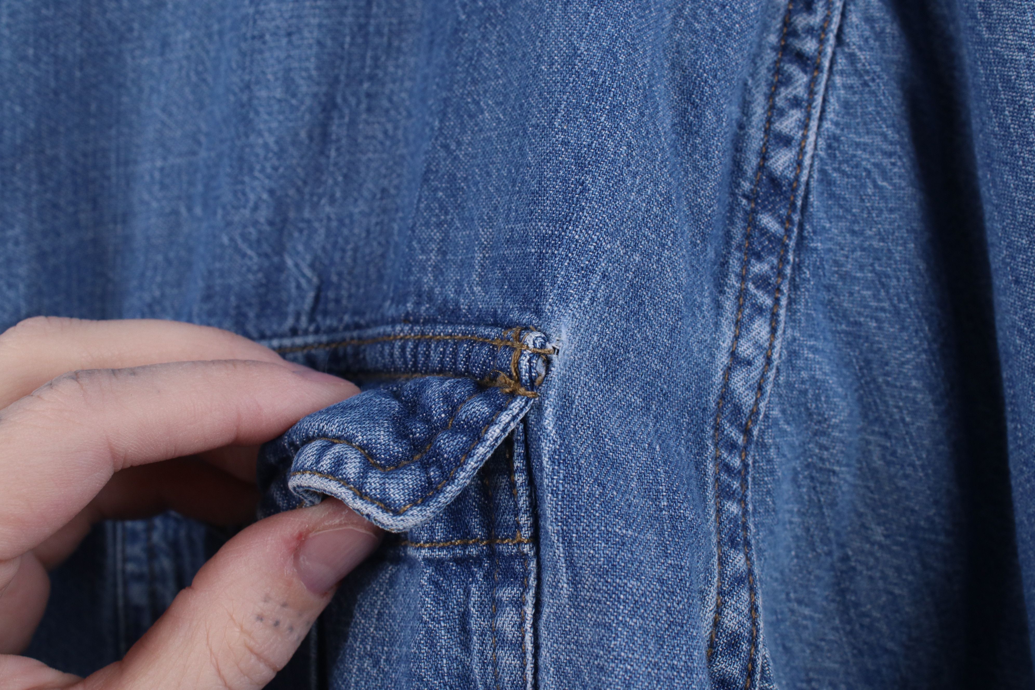 Vintage Vintage 90s Streetwear Collared Denim Jean Button Shirt Size US S / EU 44-46 / 1 - 6 Thumbnail