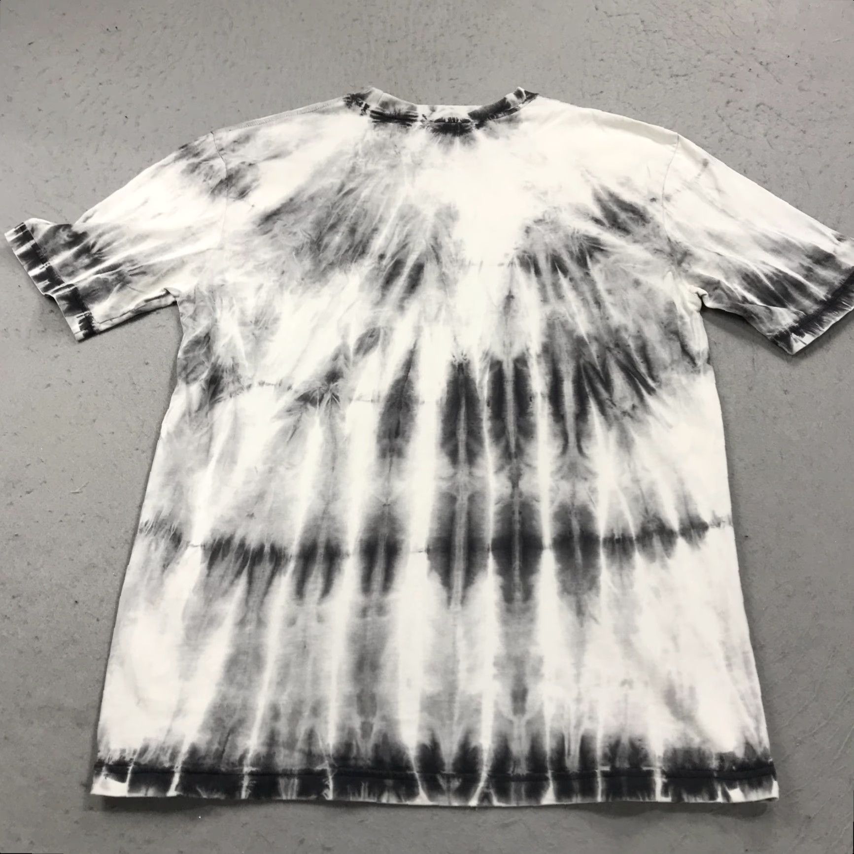 Palace Palace Shirt Mens M White Tie Dye AOP Finger Up Graphic Designer Logo Short Sleeve T-Shirt Size US M / EU 48-50 / 2 - 7 Thumbnail