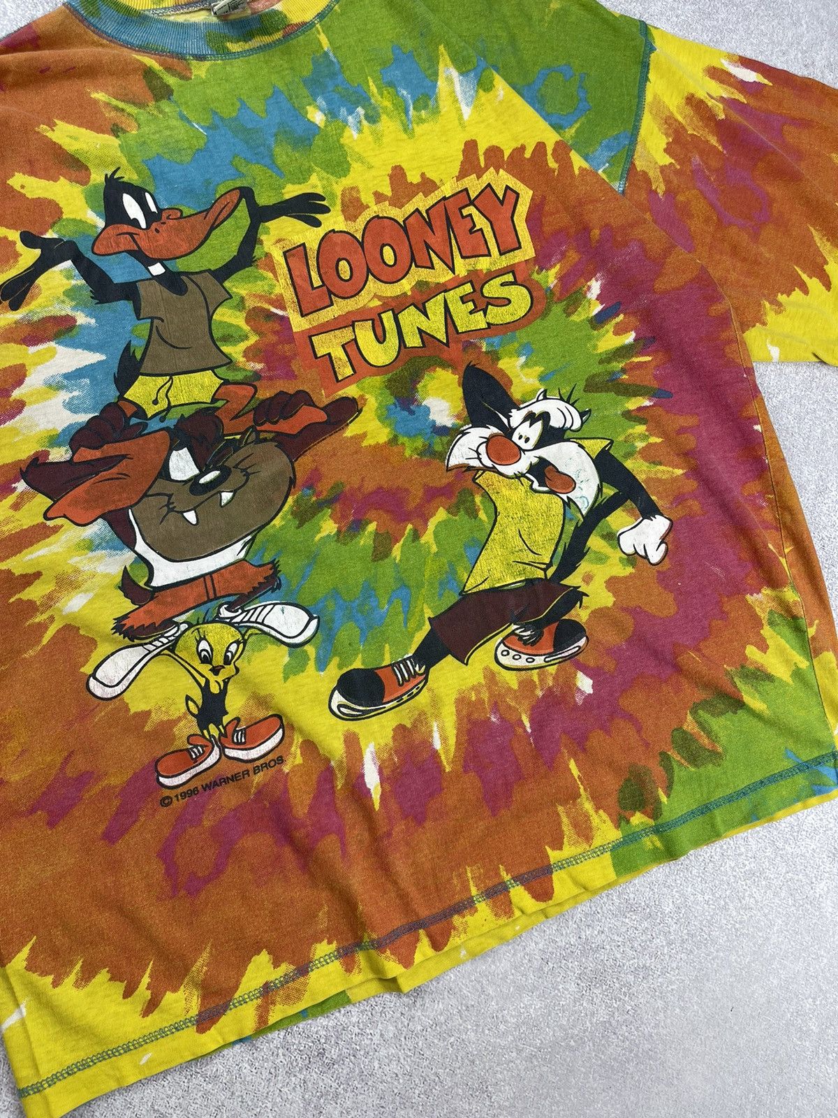 Warner Bros Vintage 1996 Looney Tunes Warner Bros Graphic Tee Size US M / EU 48-50 / 2 - 2 Thumbnail