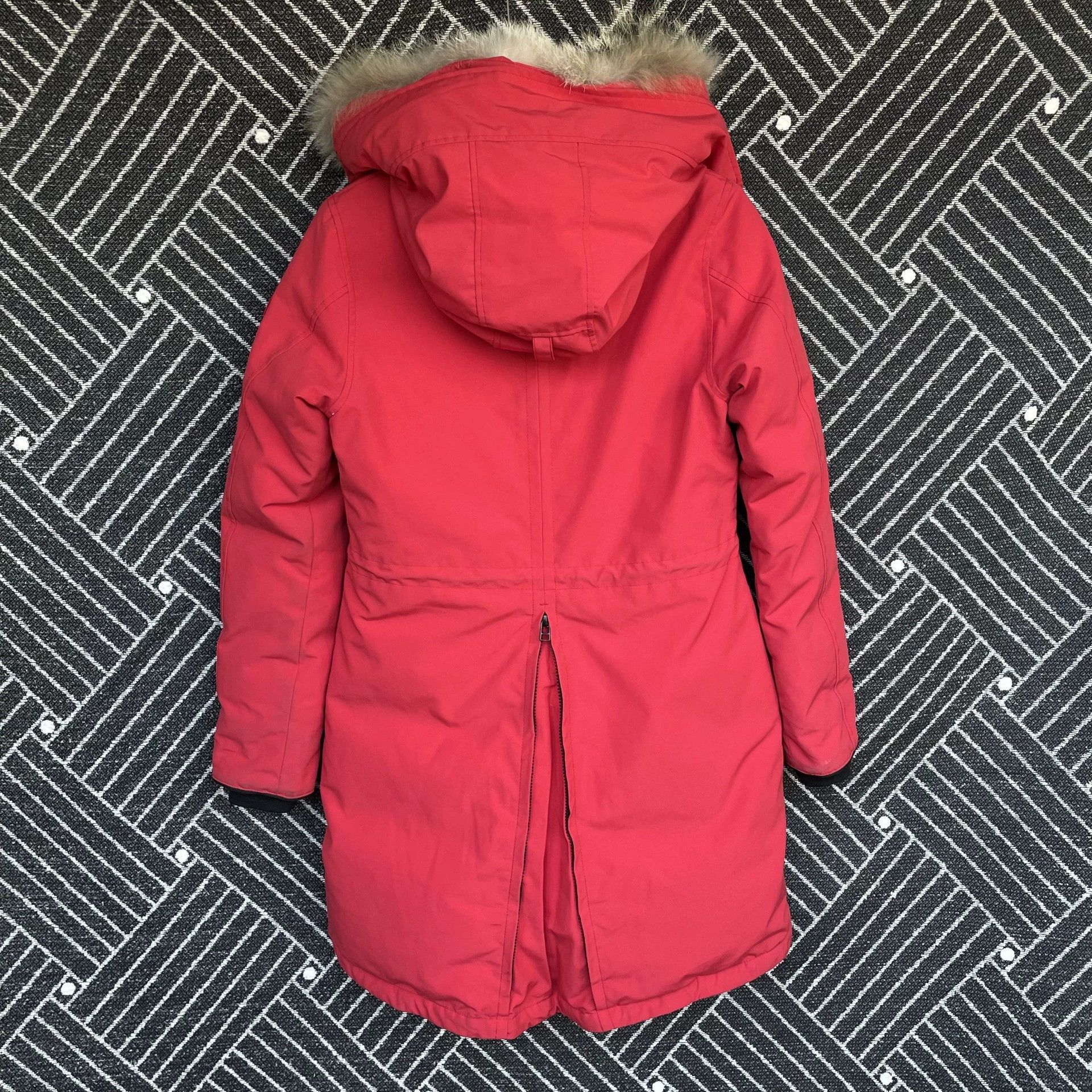 Canada Goose Canada Goose Rossclair Women's Red S 98 New Mid-Length Parka Size S / US 4 / IT 40 - 2 Thumbnail