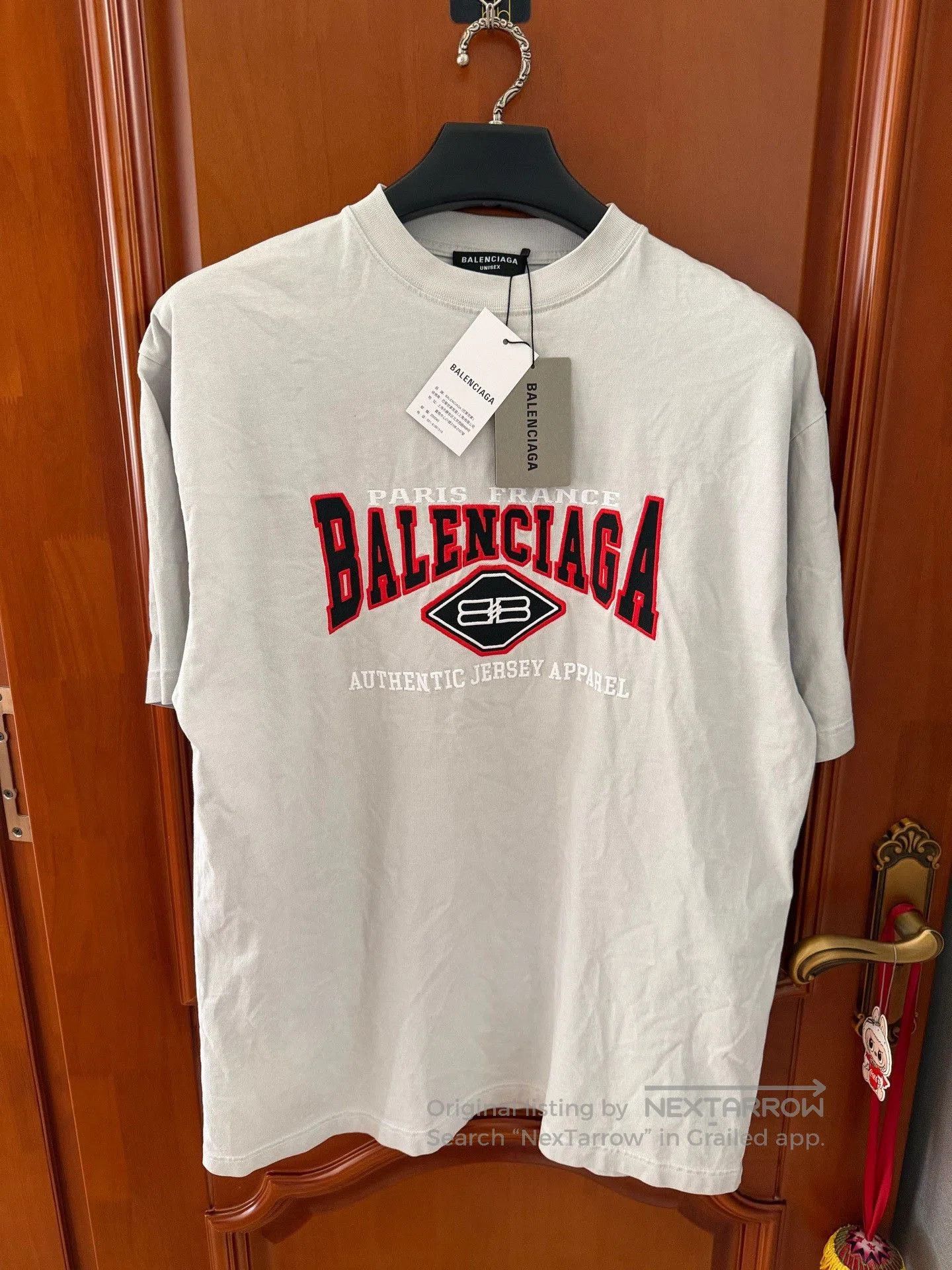 Balenciaga Balenciaga Batwing Short Sleeve T-Shirt. Size XXS / US 00 / IT 34 - 1 Thumbnail