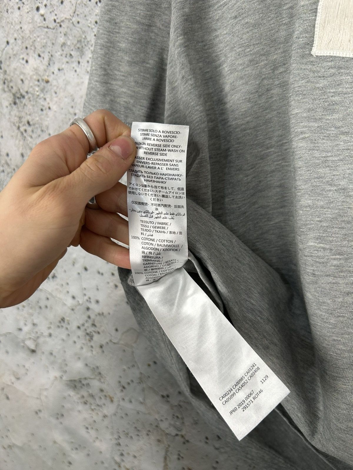 MCQ MCQ Japan Graphic Tee Avant Garde Designer Alternative Size US L / EU 52-54 / 3 - 7 Thumbnail