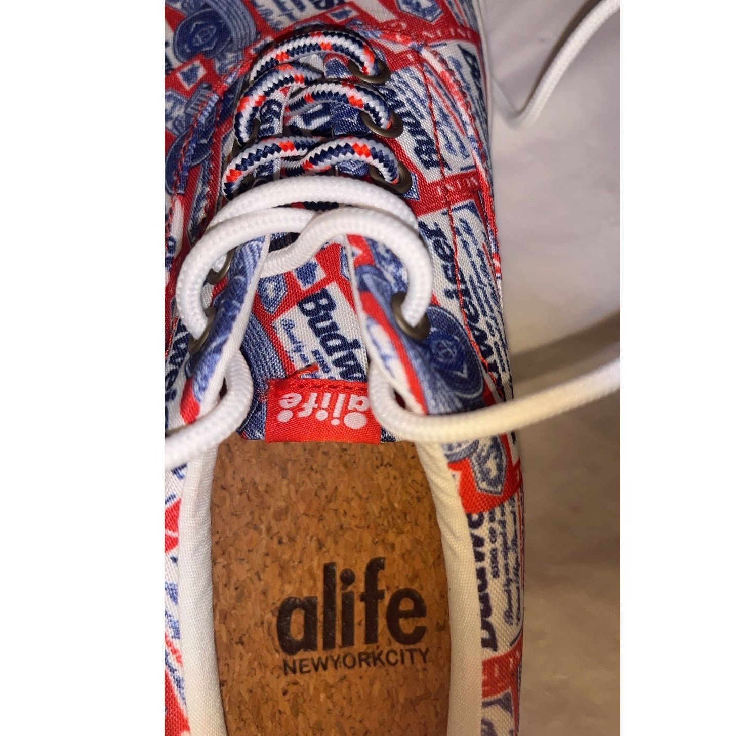 Budweiser Alife Budweiser Mens Size 7 Public Bud Canvas Sneakers Size US 7 / EU 40 - 8 Thumbnail