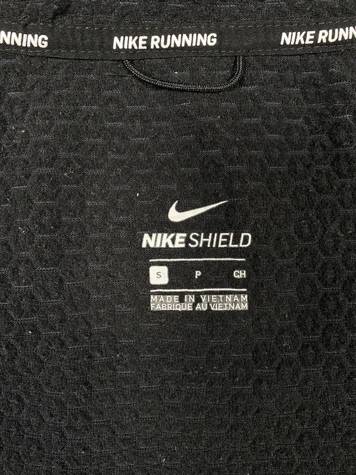 Nike Nike Running Shield Black Windbreaker Training Jacket Women Size S / US 4 / IT 40 - 22 Thumbnail