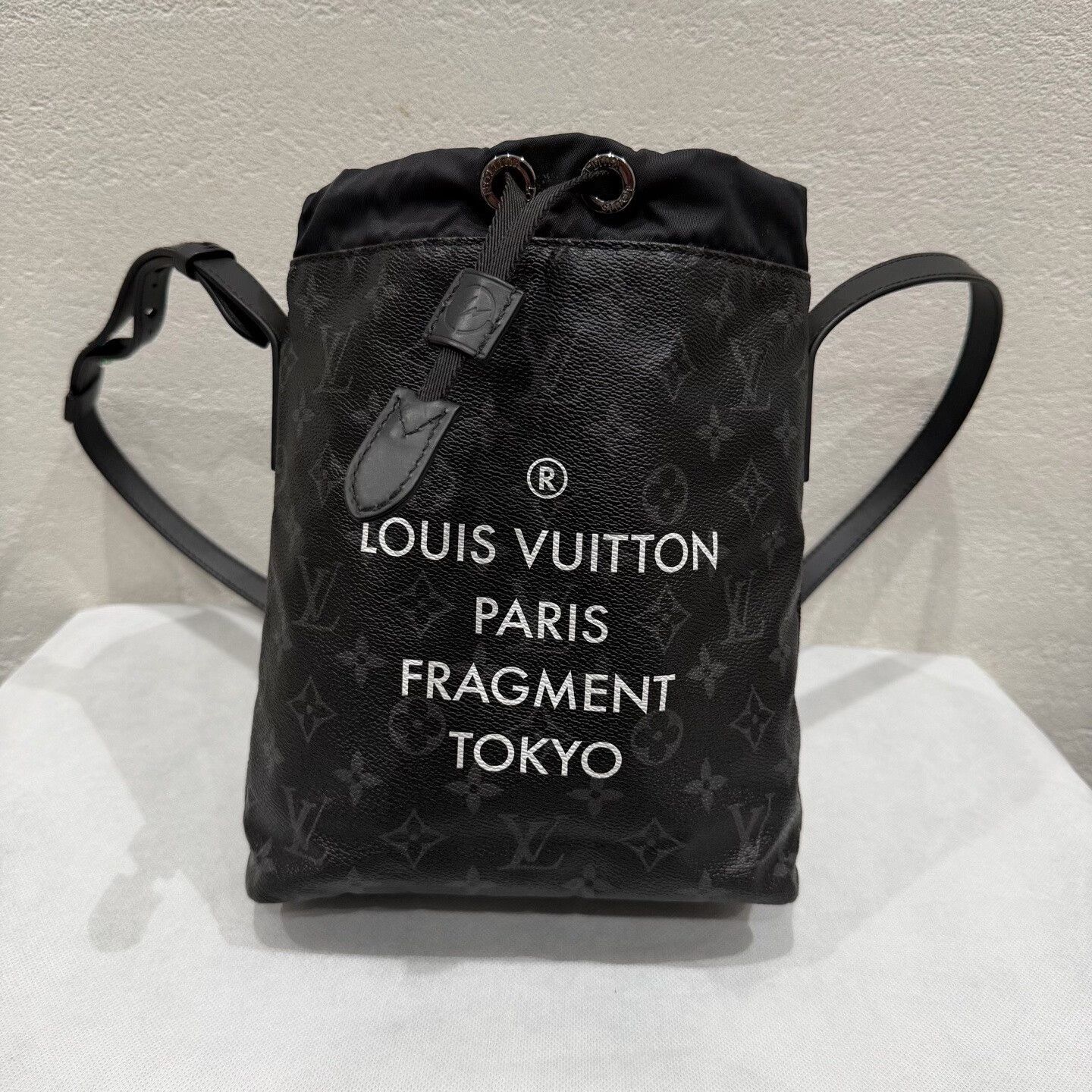 Louis Vuitton Louis Vuitton x Fragment Design Nano Bag Size ONE SIZE - 1 Thumbnail